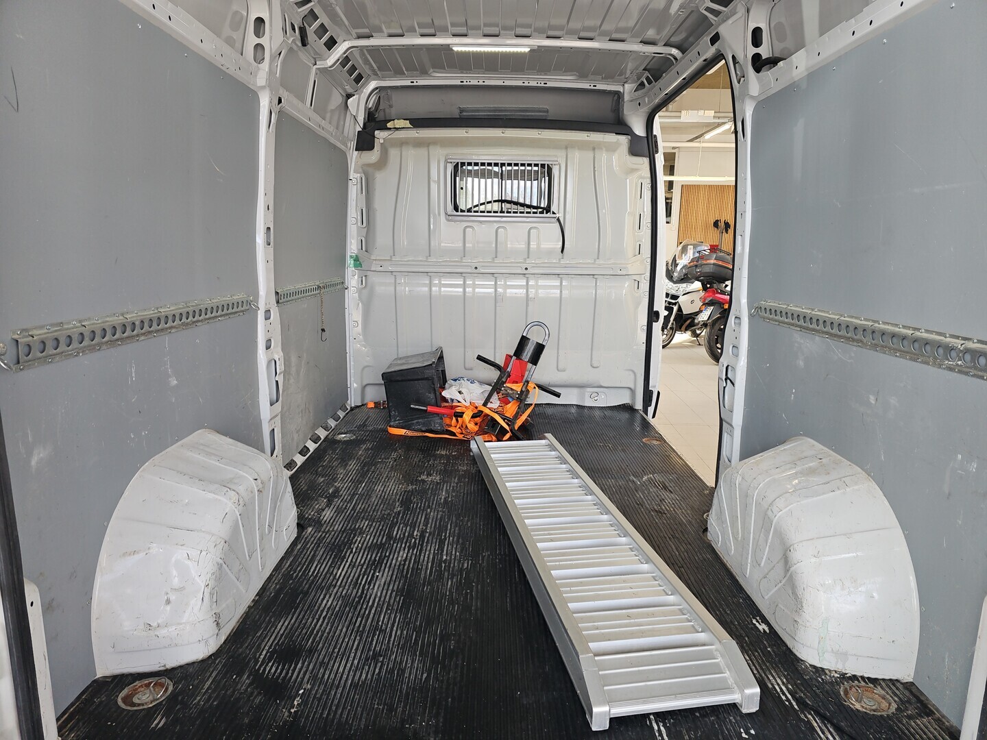 PEUGEOT Boxer 9