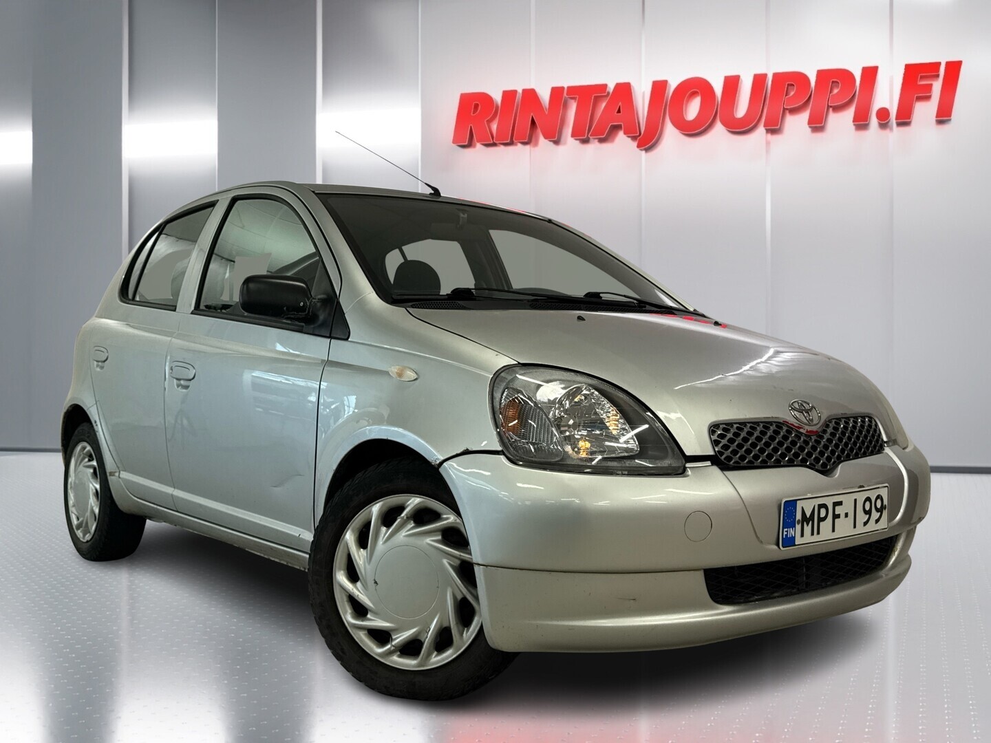TOYOTA Yaris 2002