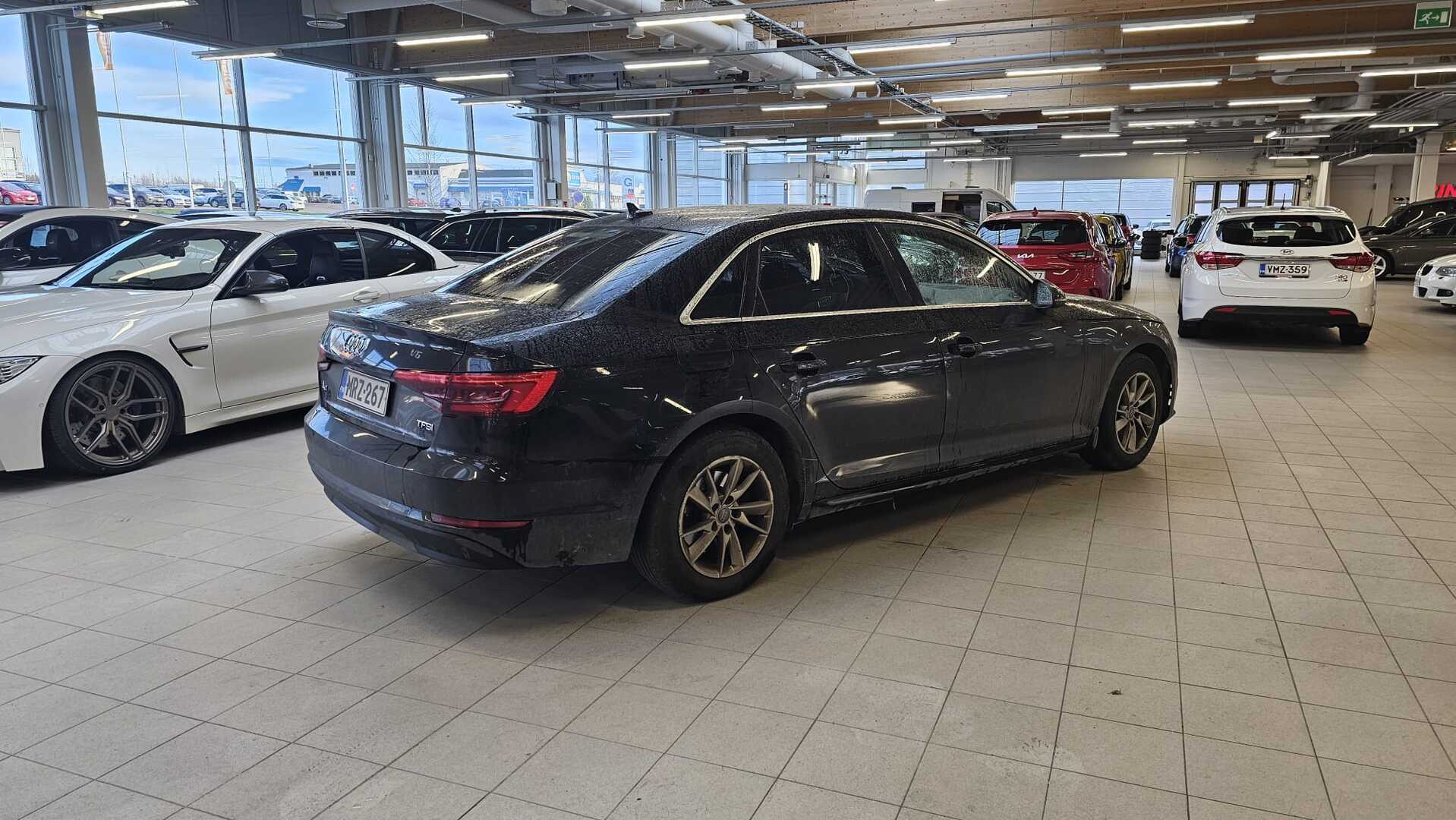 AUDI A4 2016