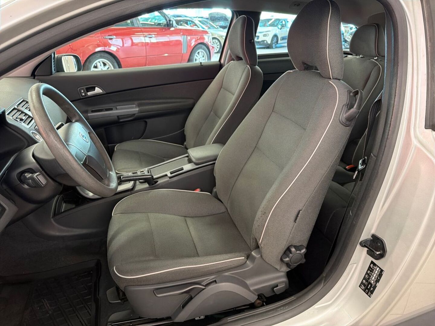 VOLVO C30 2008
