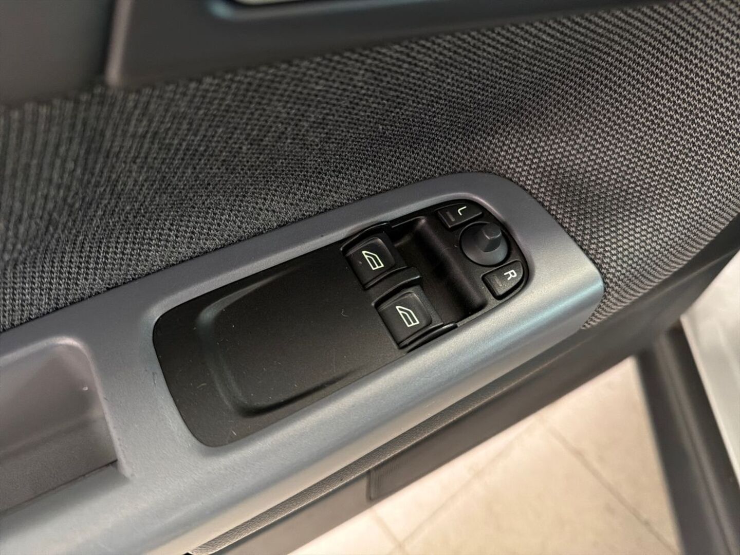 VOLVO C30 2008