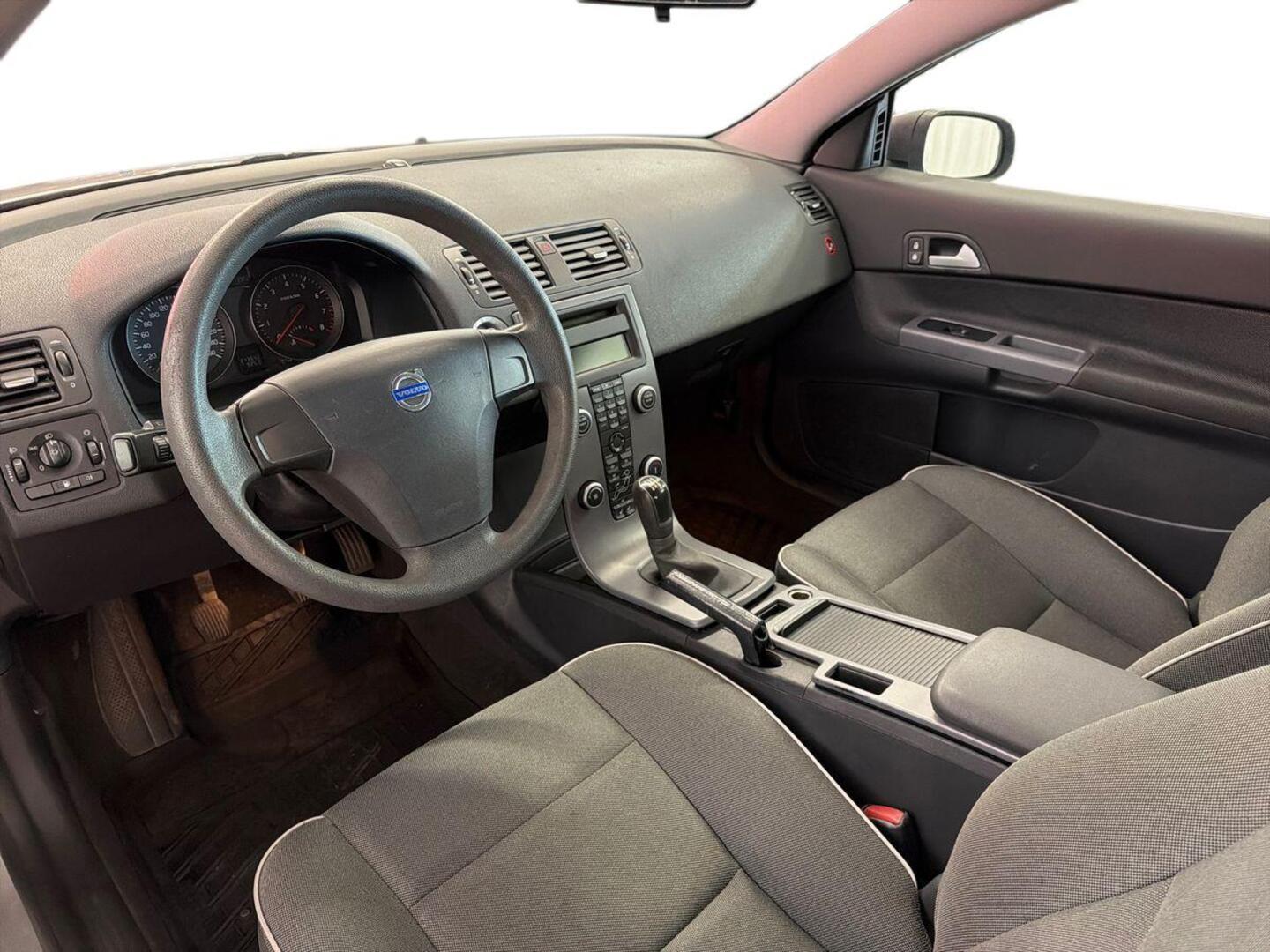 VOLVO C30 2008