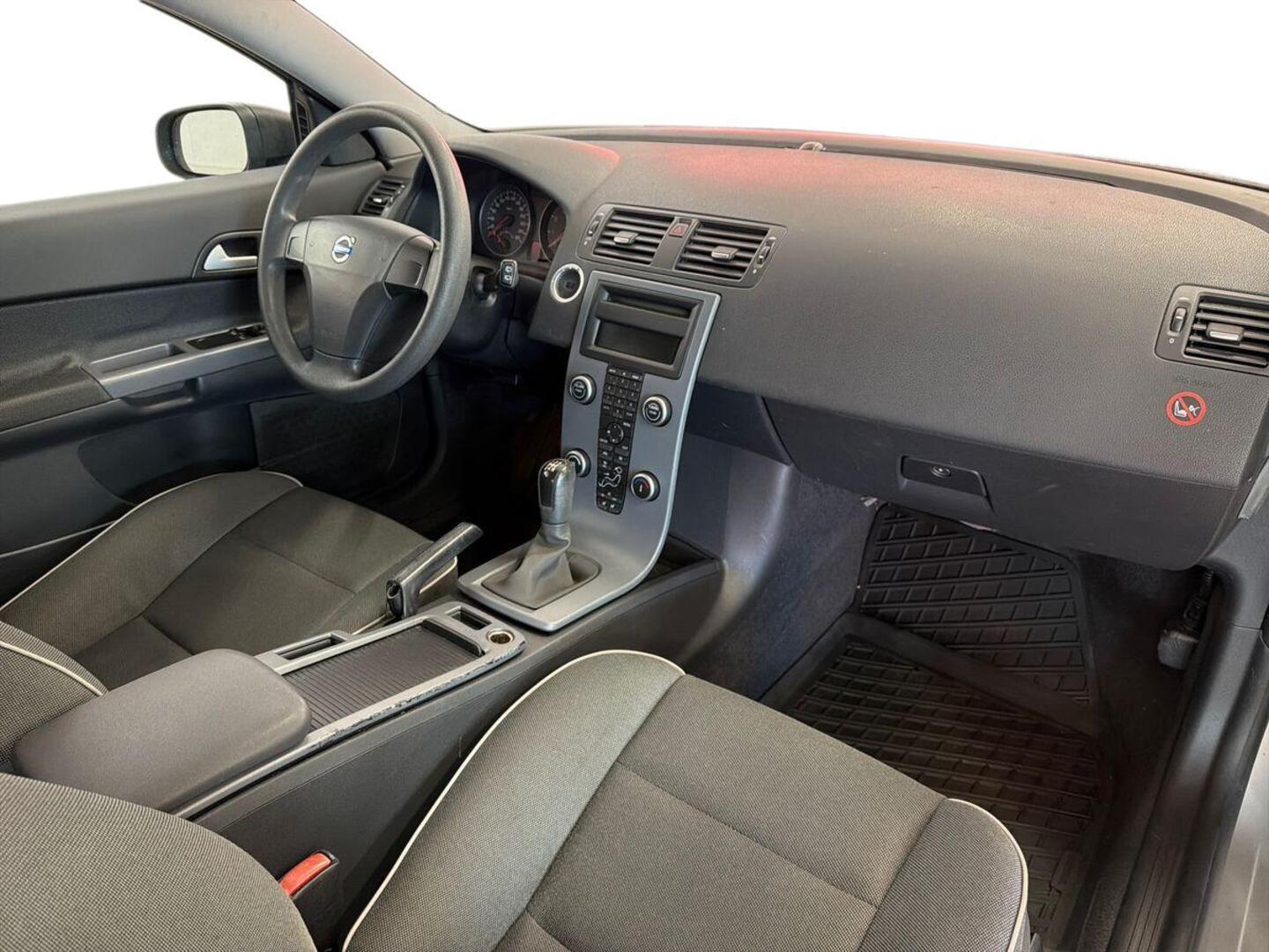 VOLVO C30 2008