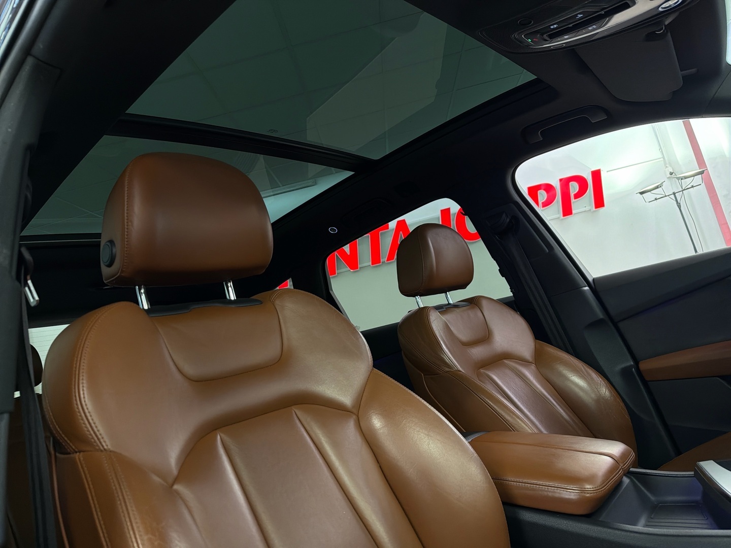 AUDI Q7 2017