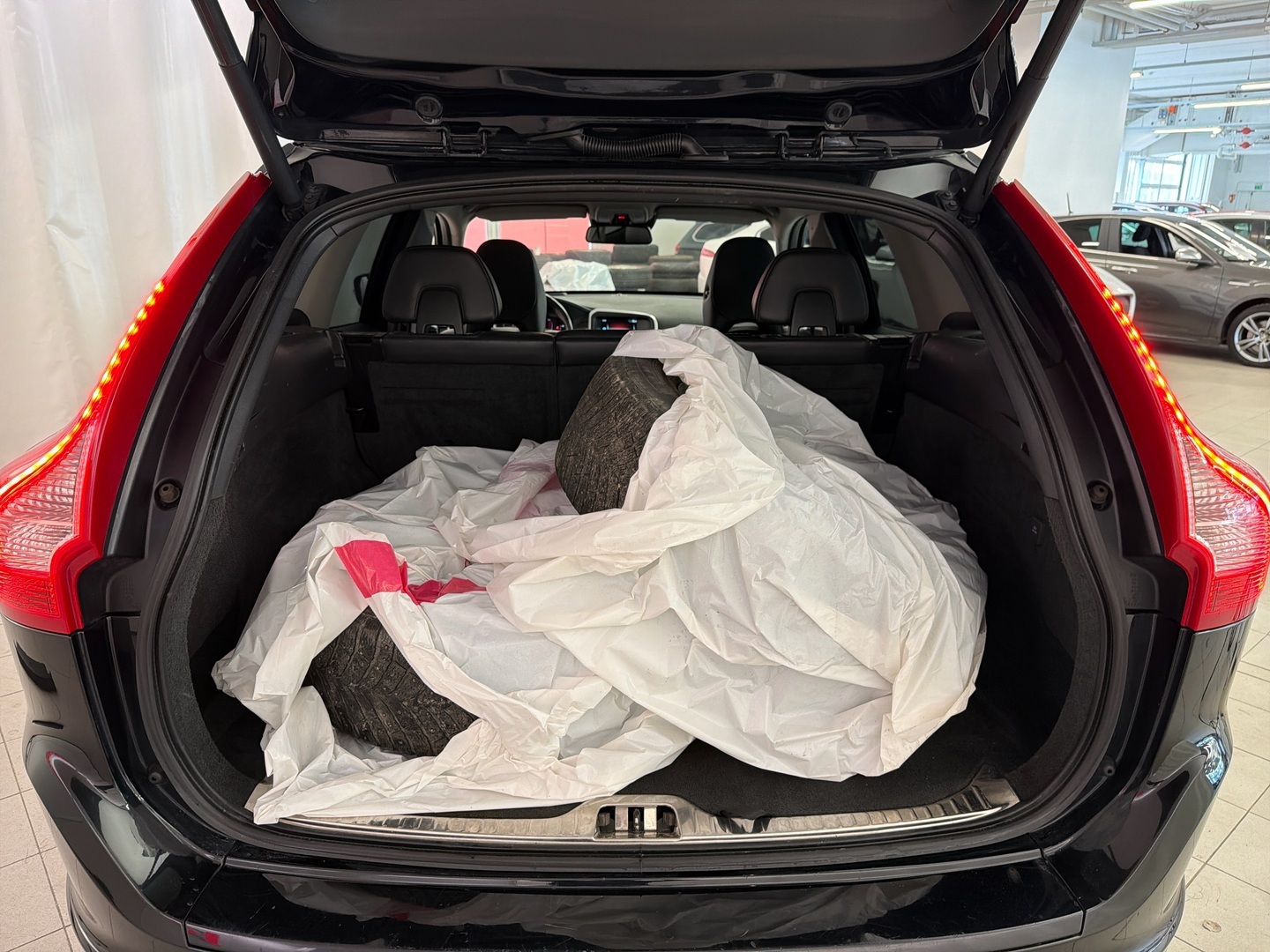 VOLVO XC60 2014