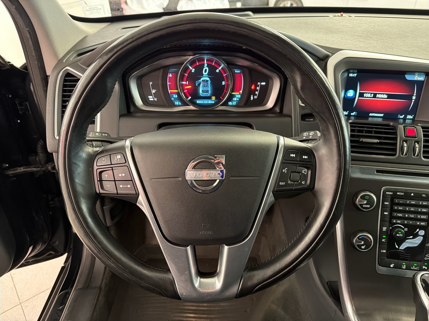 VOLVO XC60 2014