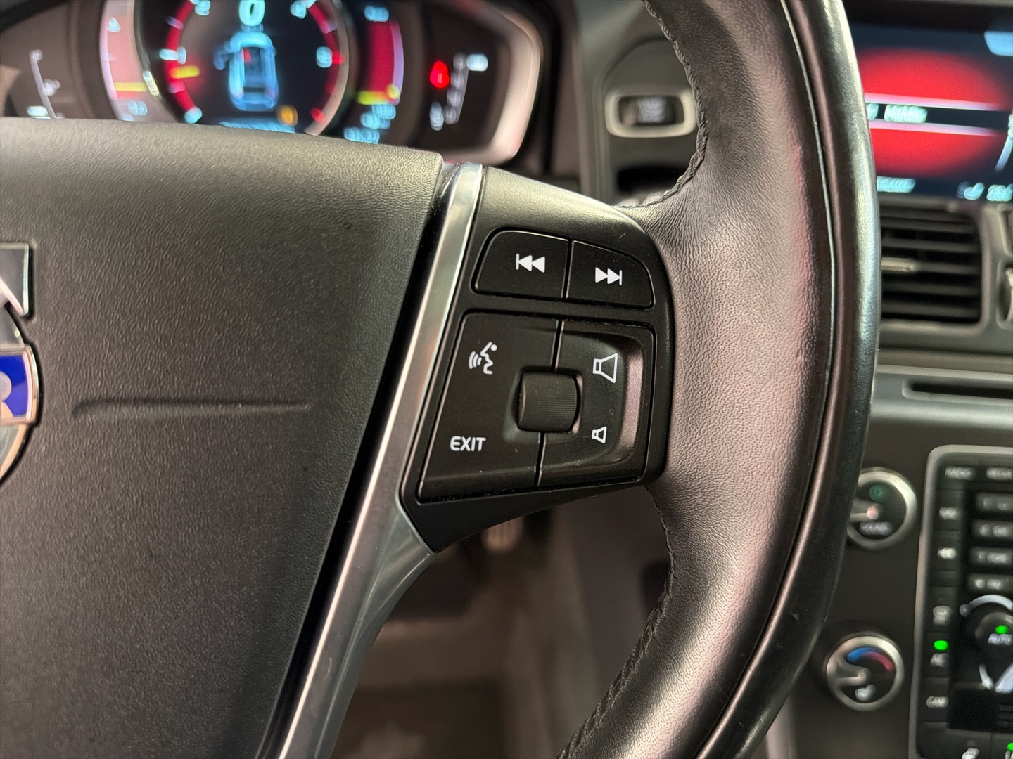 VOLVO XC60 2014