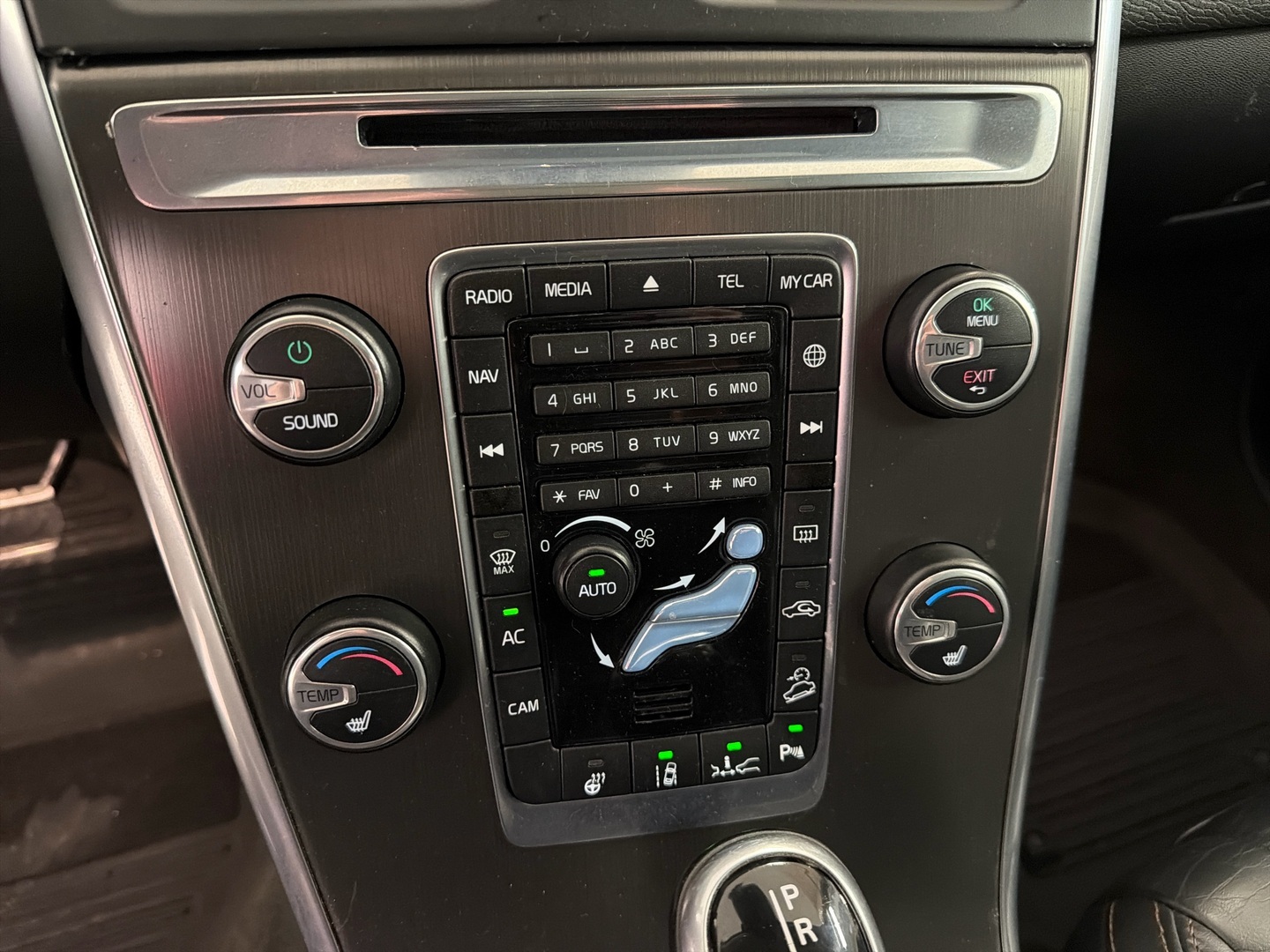 VOLVO XC60 2014
