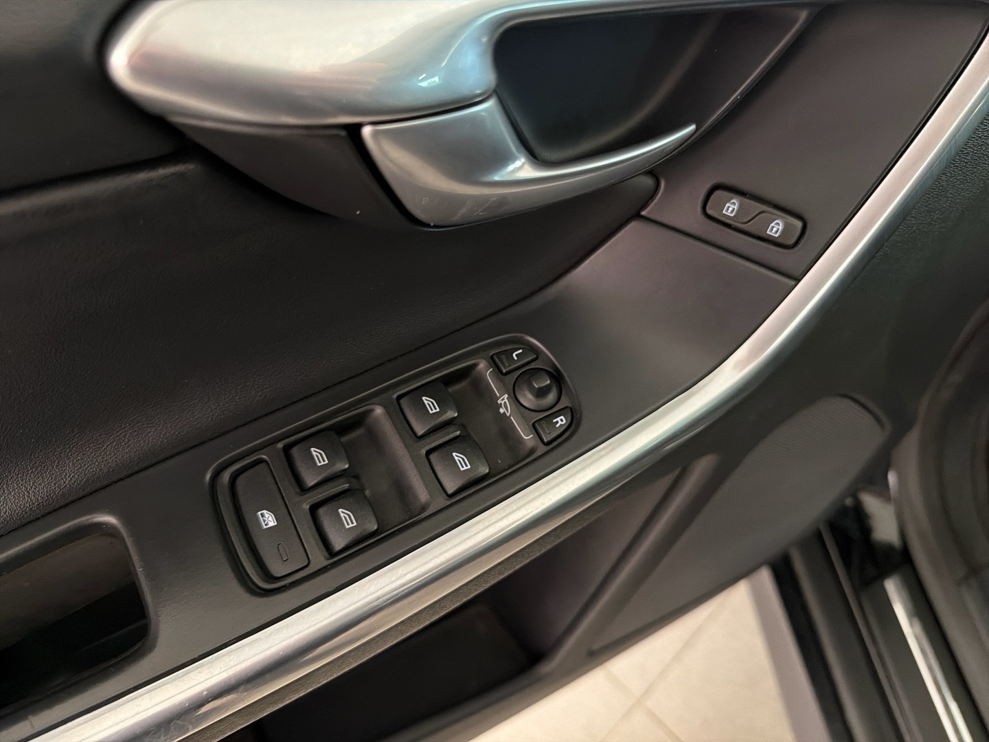 VOLVO XC60 2014