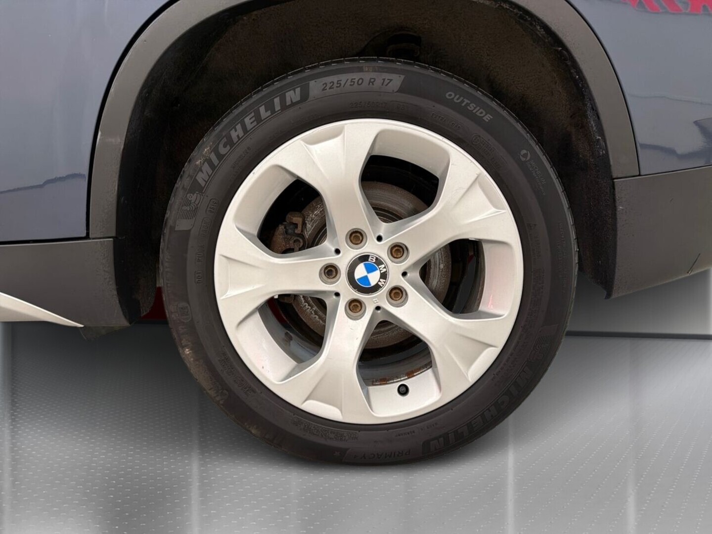 BMW X1 13