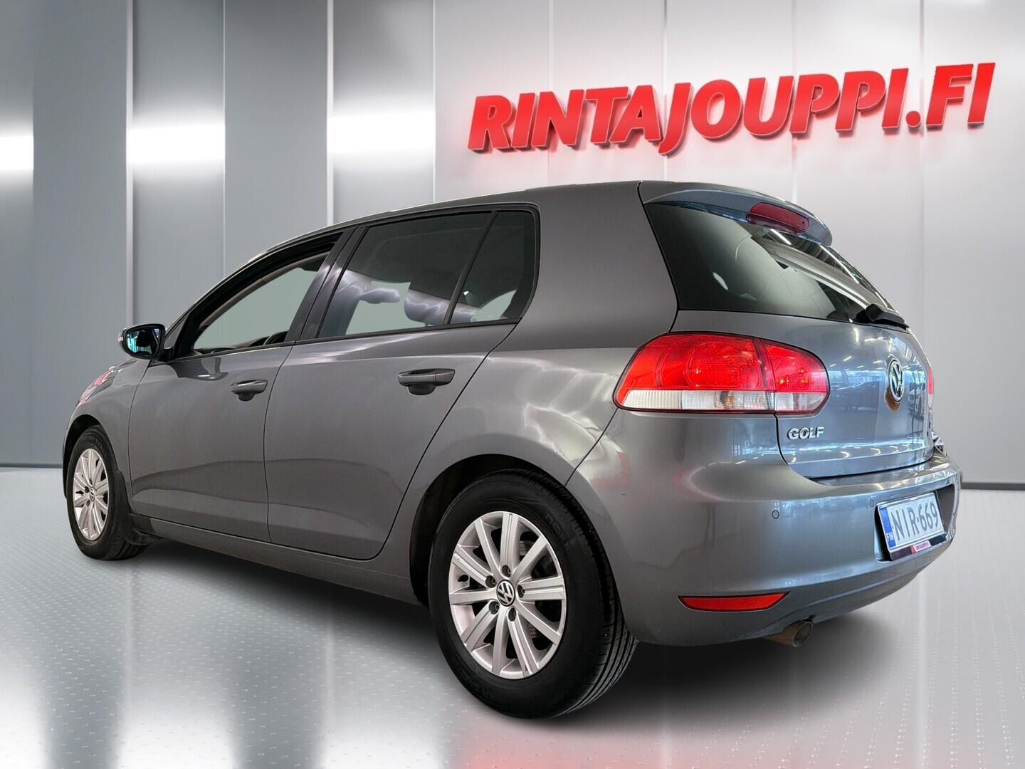 VOLKSWAGEN Golf 2012