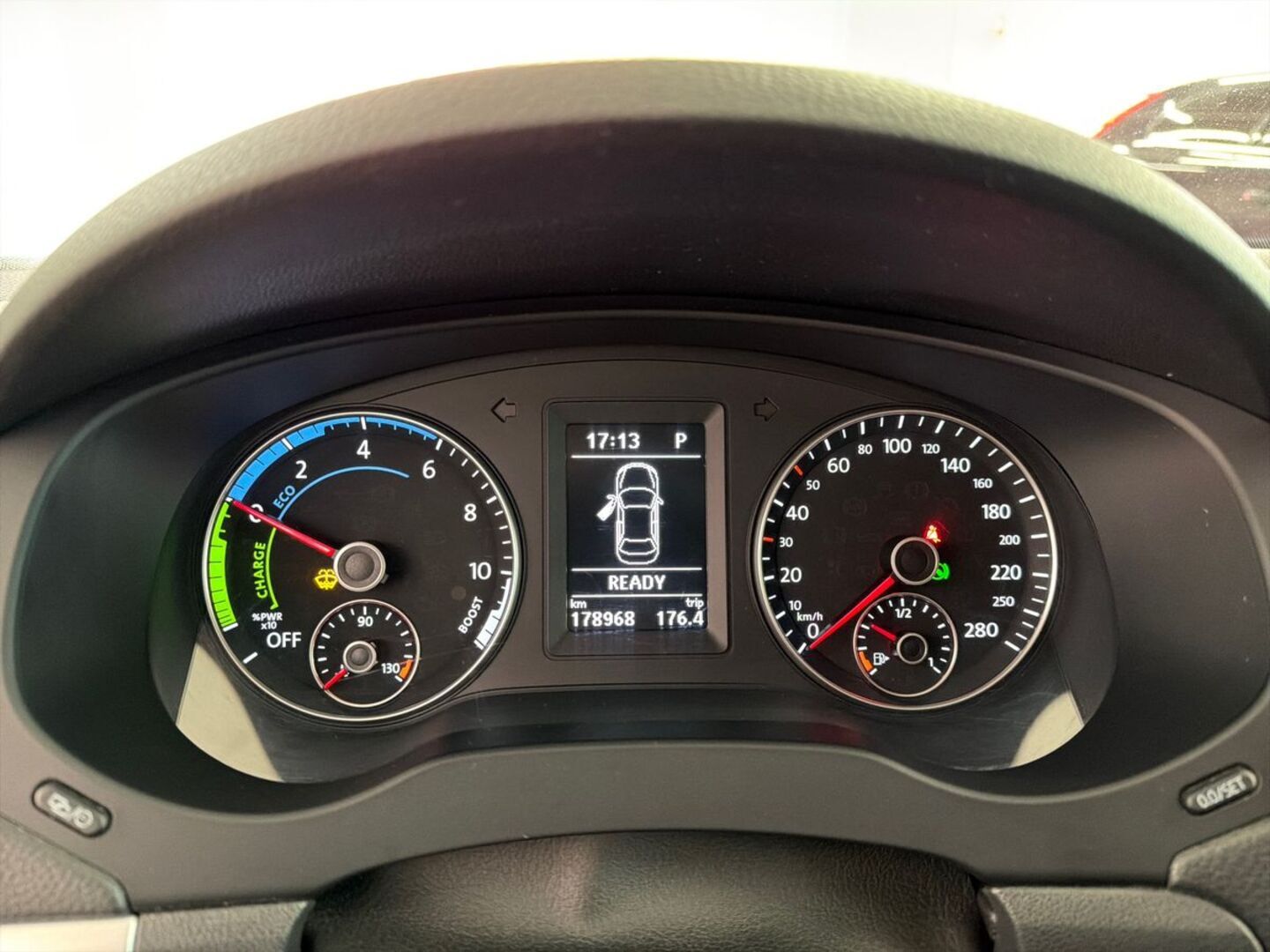 VOLKSWAGEN Jetta 2013