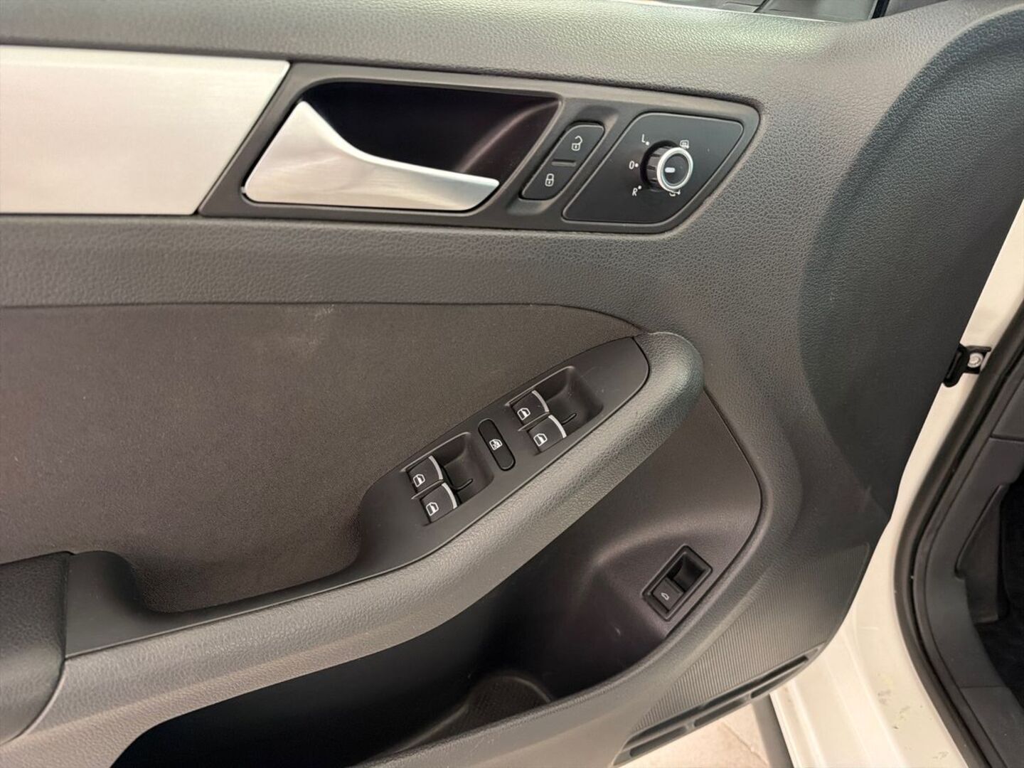 VOLKSWAGEN Jetta 2013