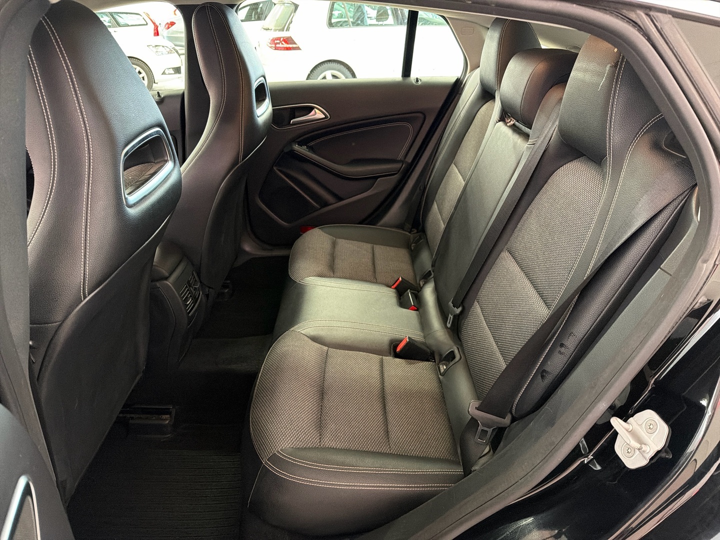 MERCEDES-BENZ CLA 2015