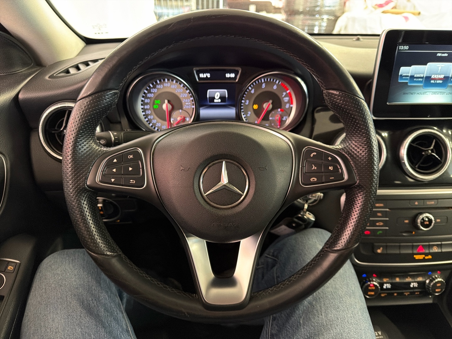 MERCEDES-BENZ CLA 2015