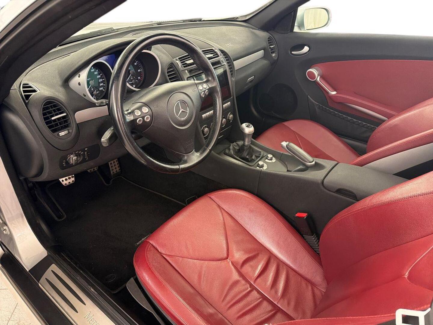 MERCEDES-BENZ SLK 2005