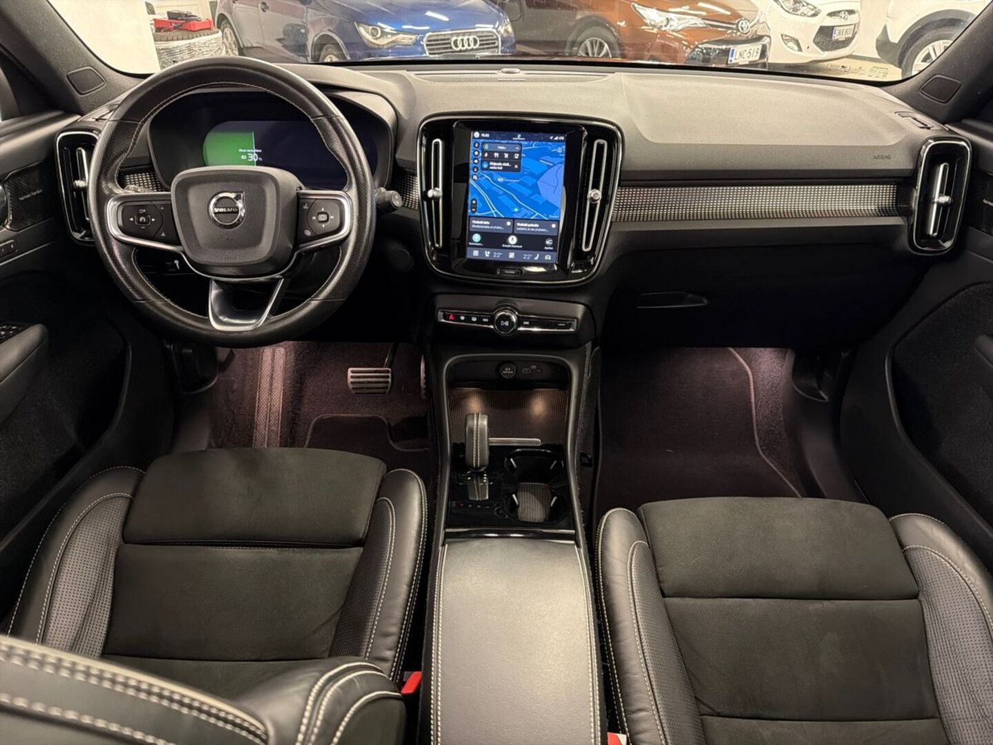 VOLVO XC40 2021