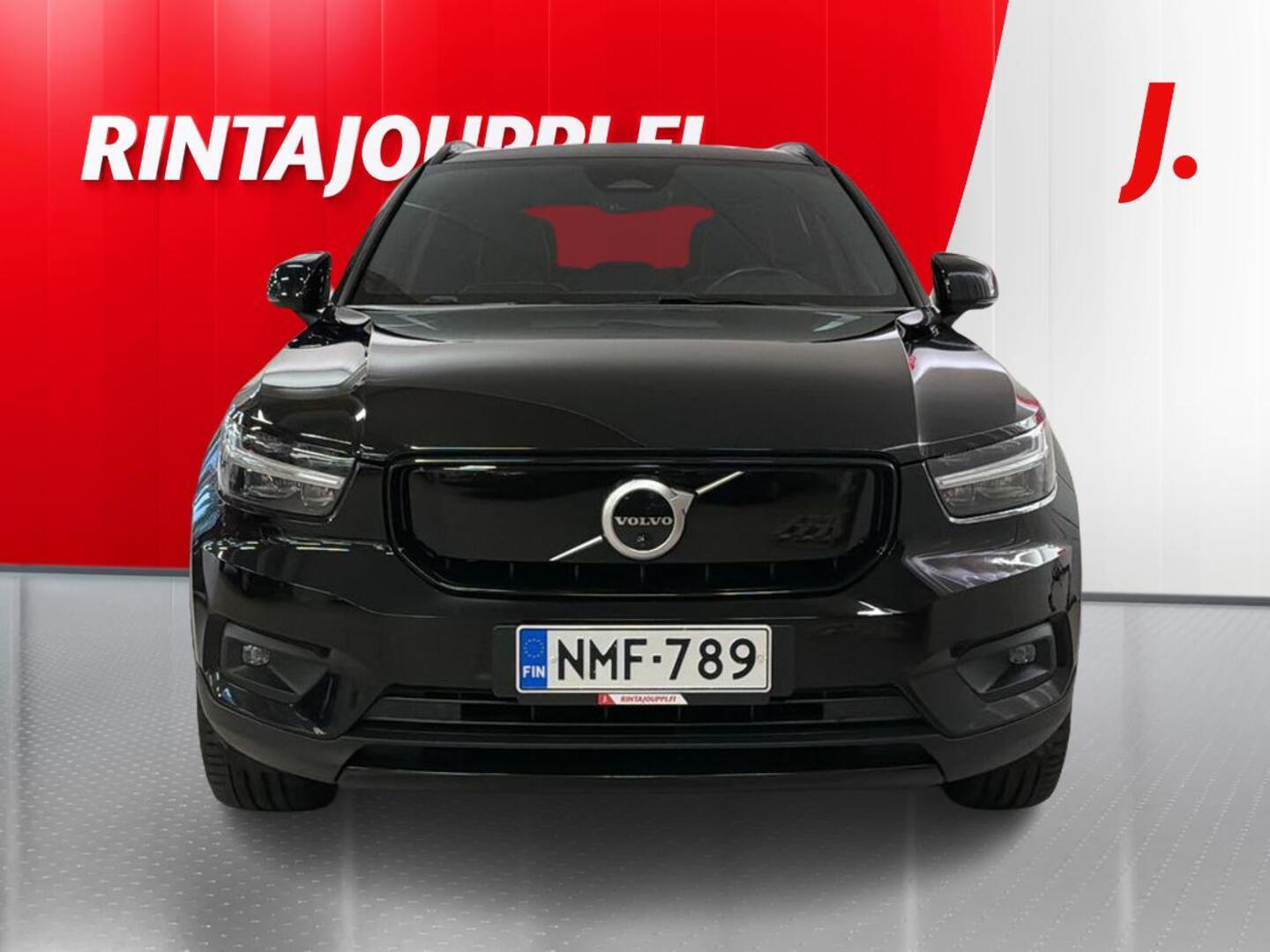 VOLVO XC40 2021