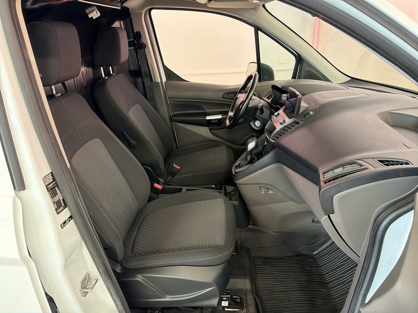 FORD Transit Connect 2023