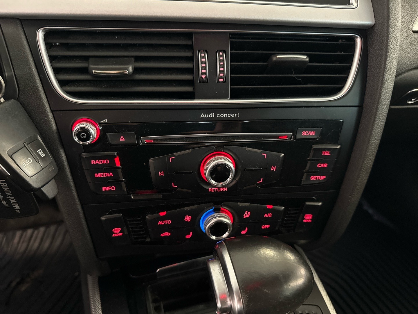 AUDI A4 allroad quattro 2016