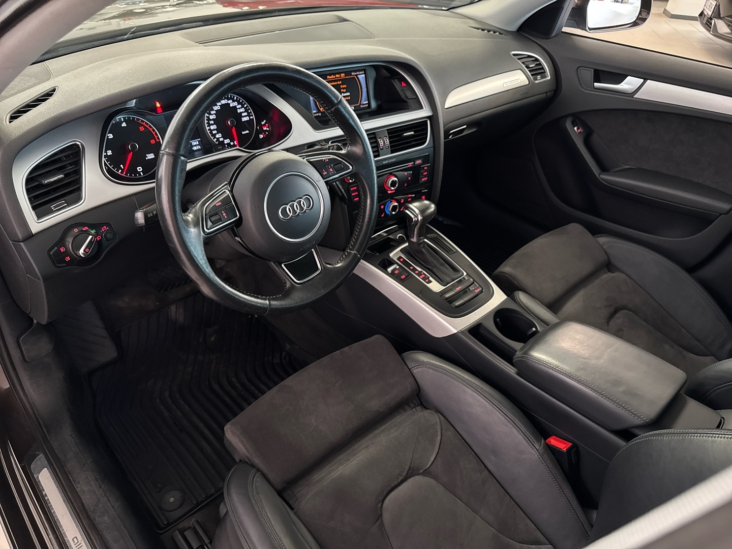 AUDI A4 allroad quattro 2016