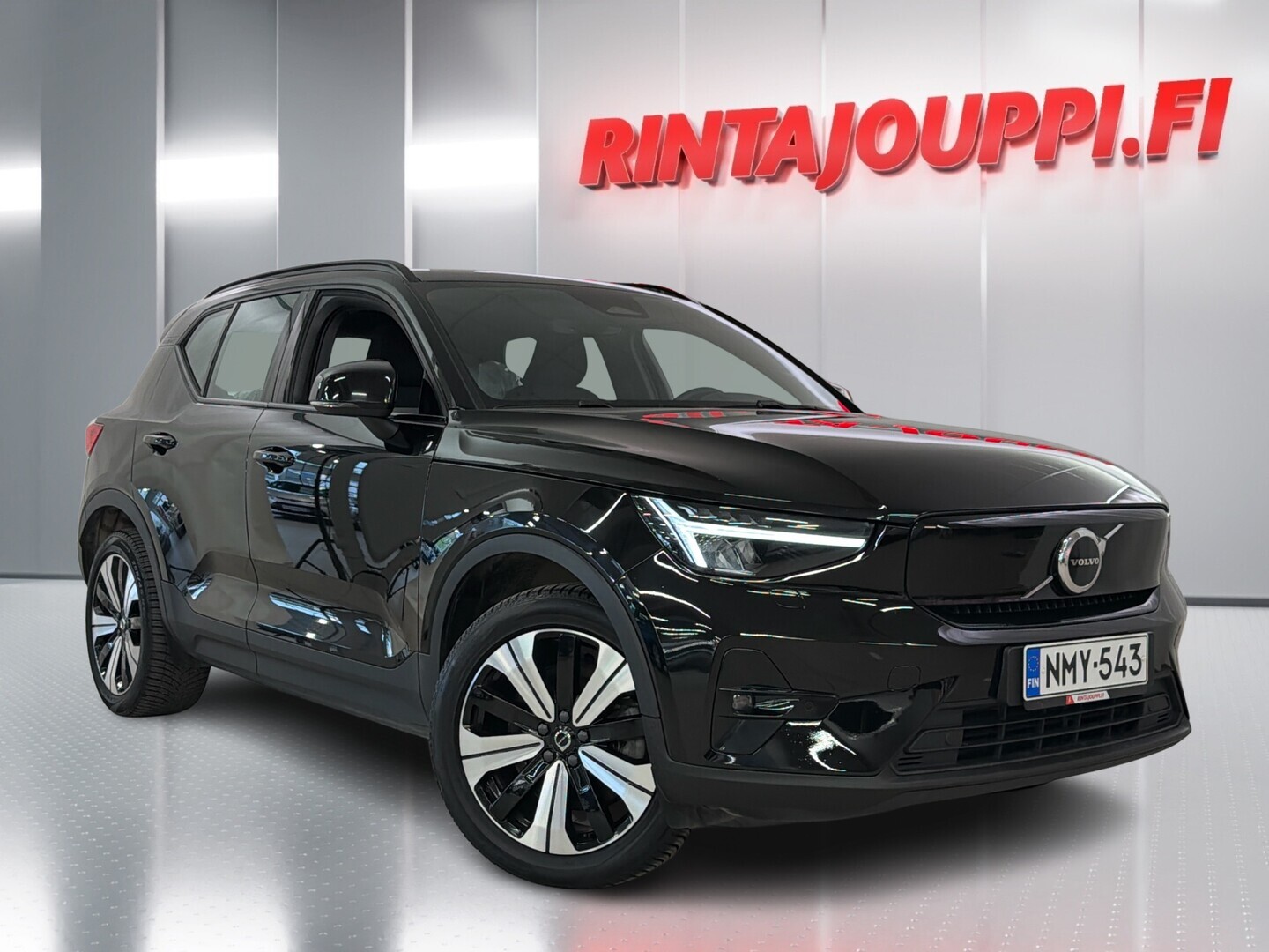 VOLVO XC40 2023