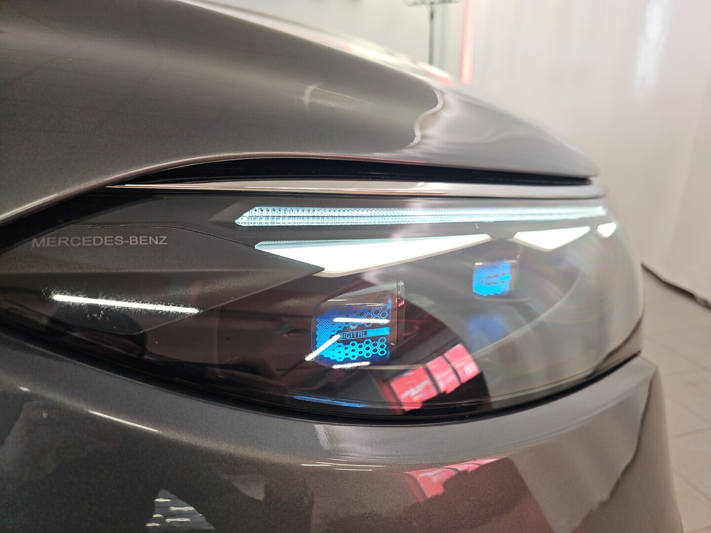 MERCEDES-BENZ EQS SUV 2023