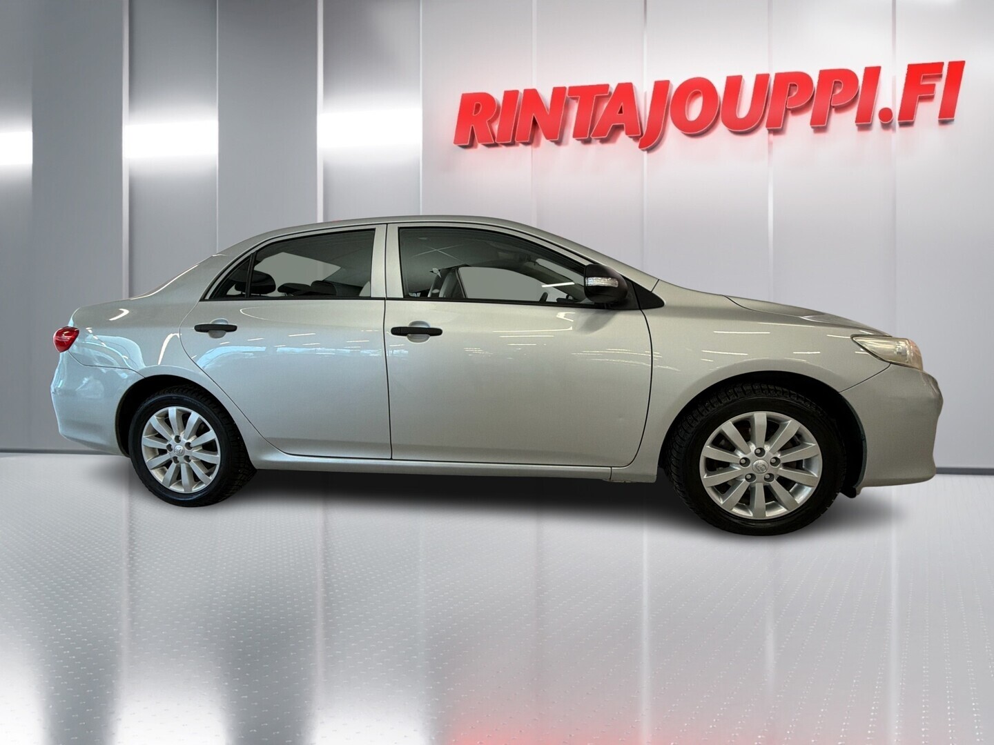 TOYOTA Corolla 2012