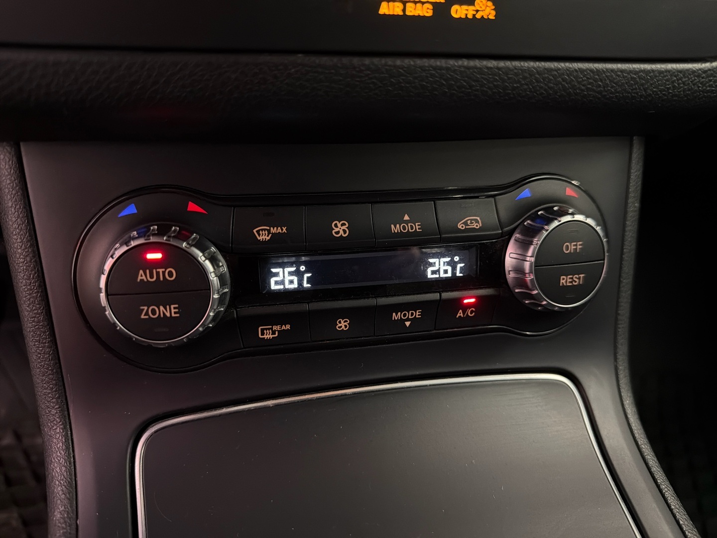 MERCEDES-BENZ B 2015