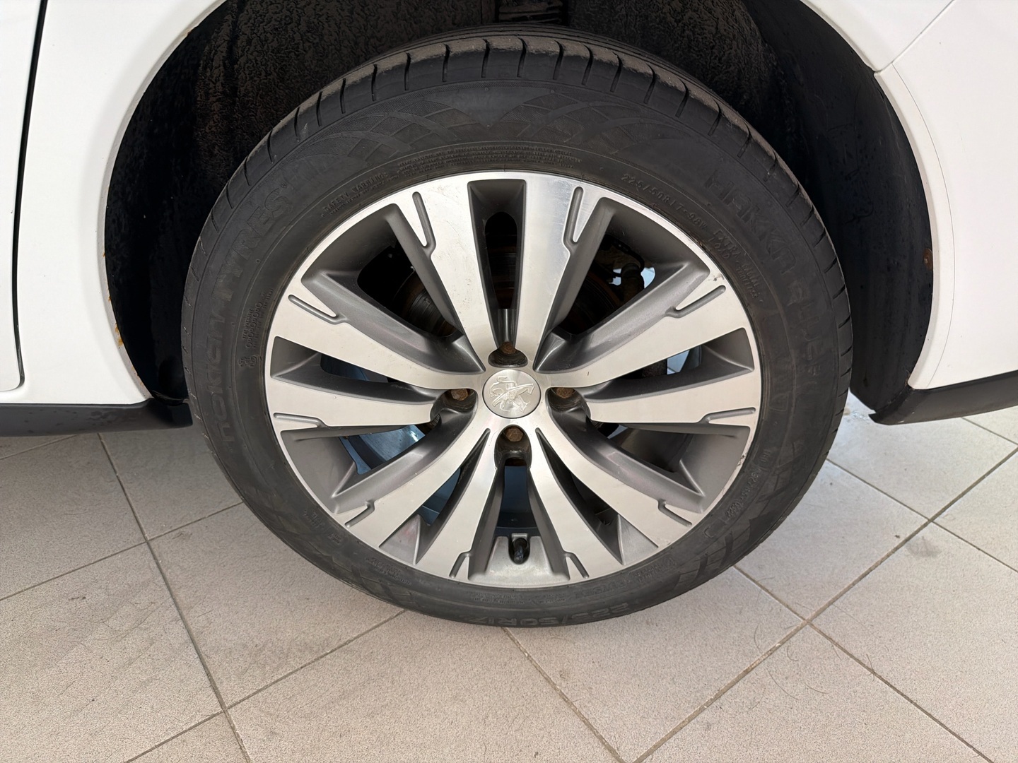 PEUGEOT 3008 2015