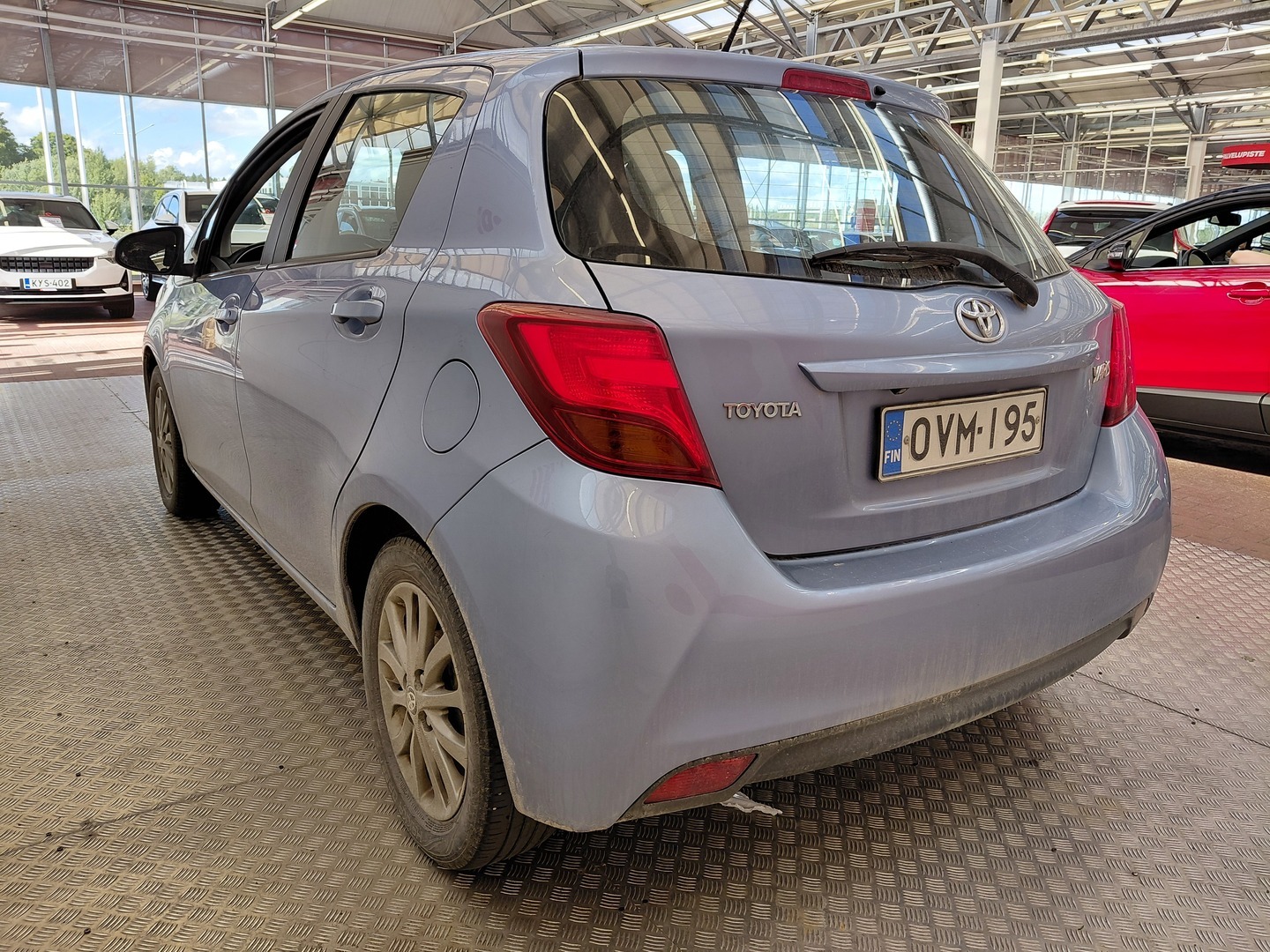 TOYOTA Yaris 2017