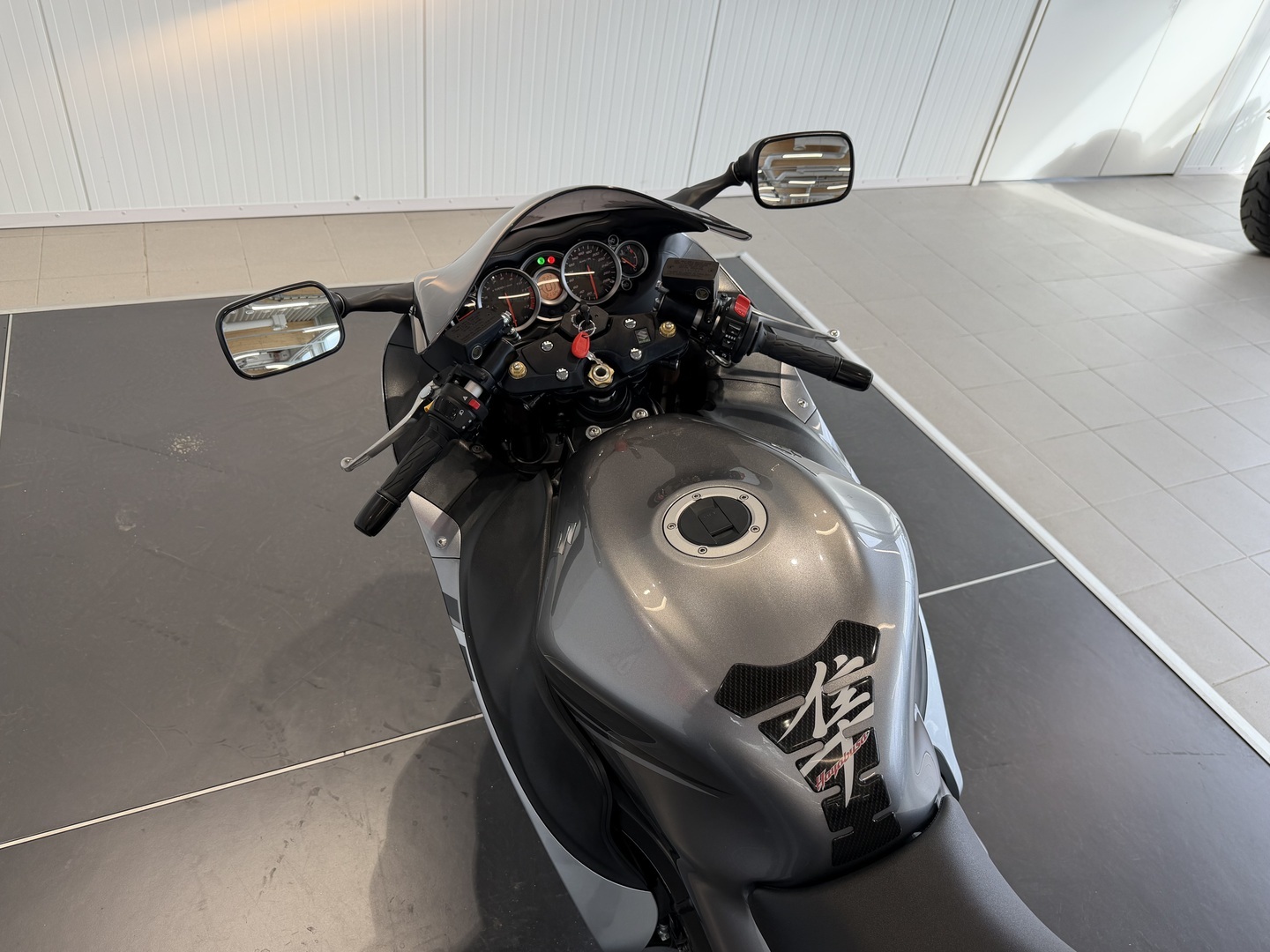 SUZUKI GSX 2009