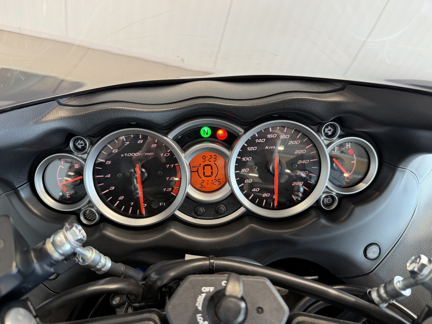 SUZUKI GSX 2009