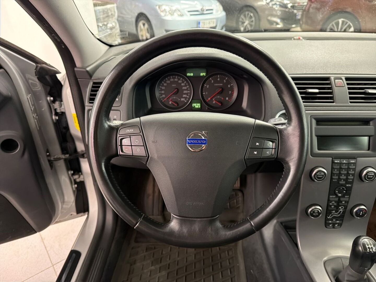 VOLVO V50 2008
