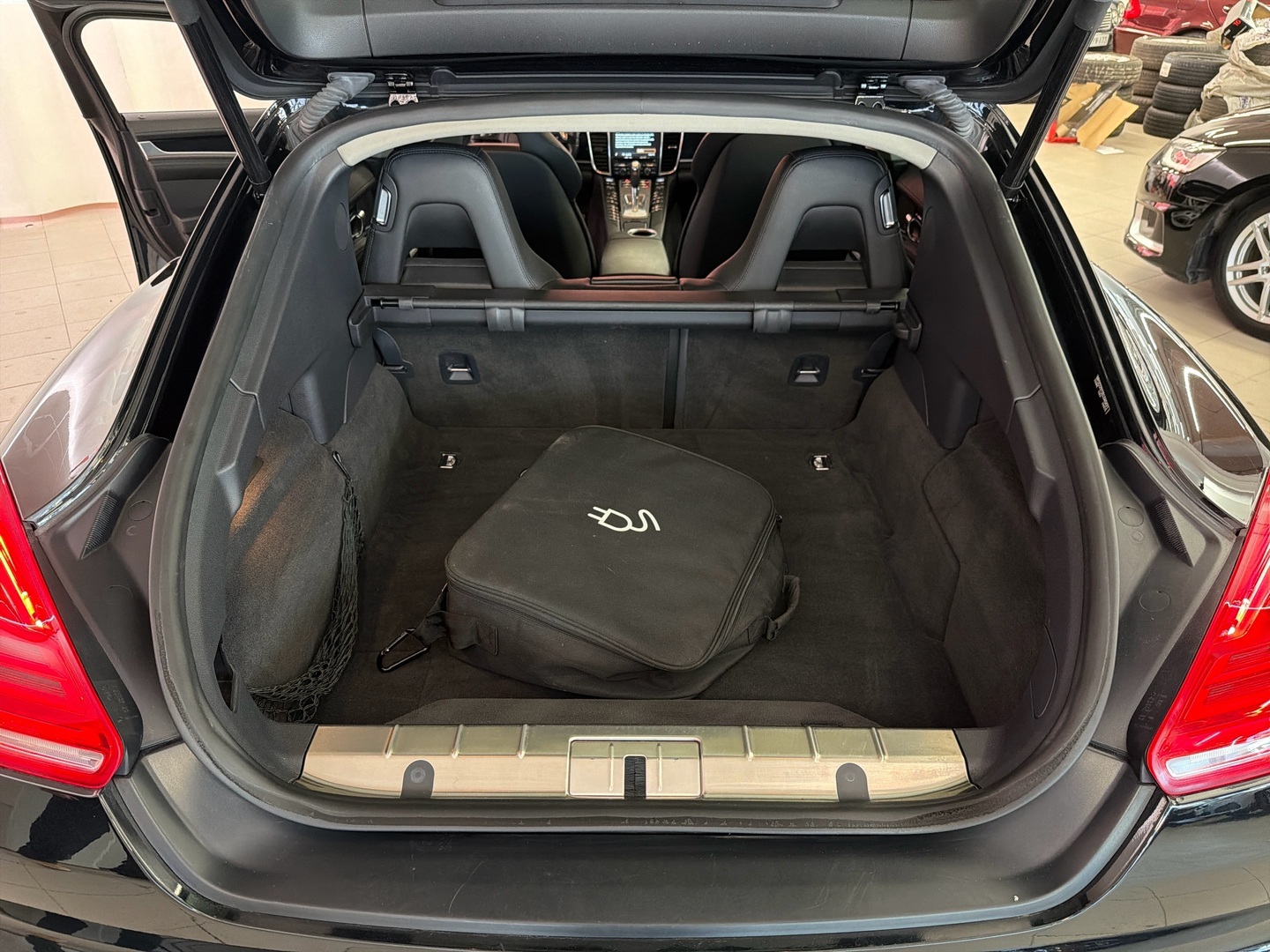 PORSCHE Panamera 2014