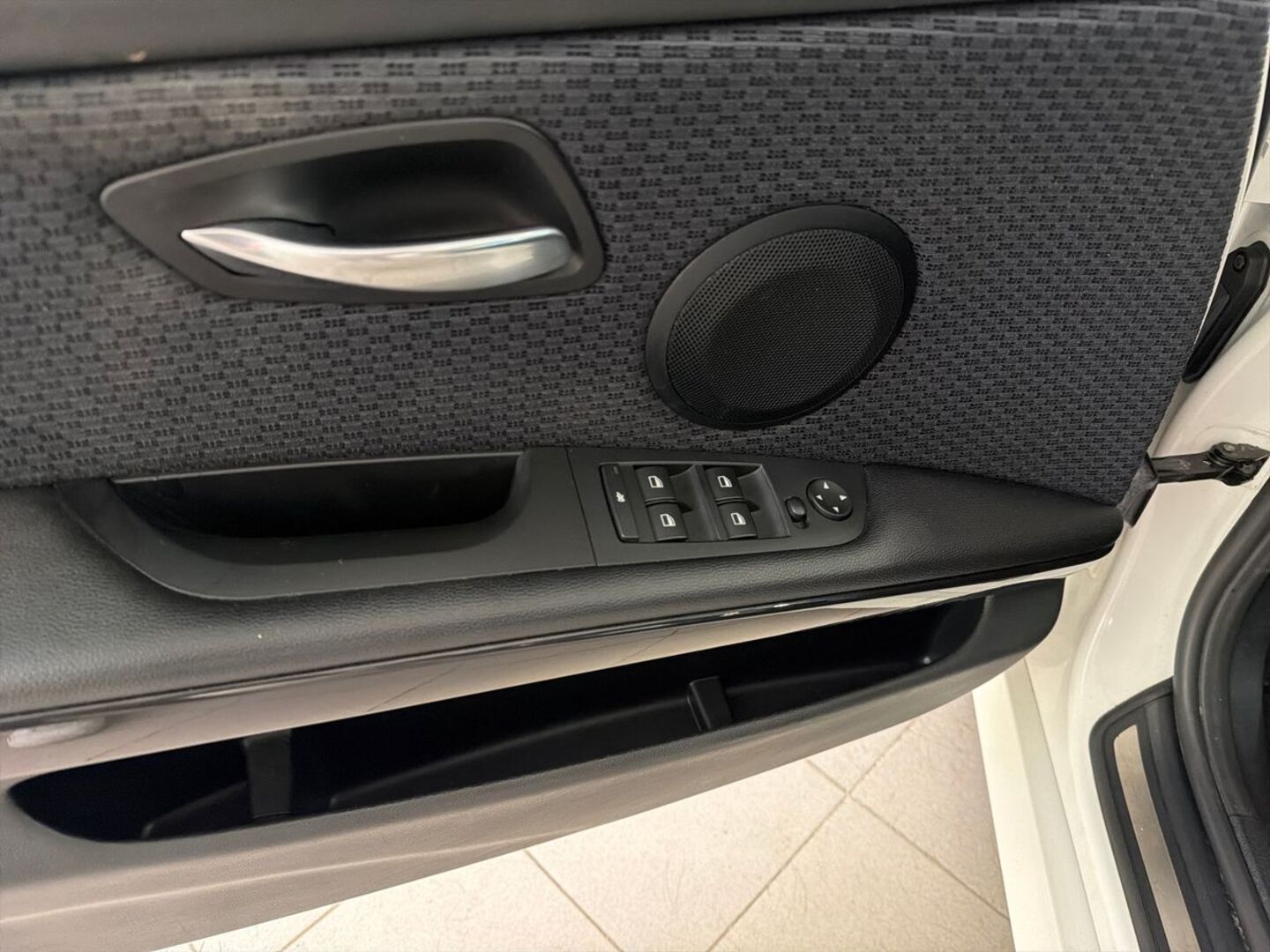 BMW 318 2011