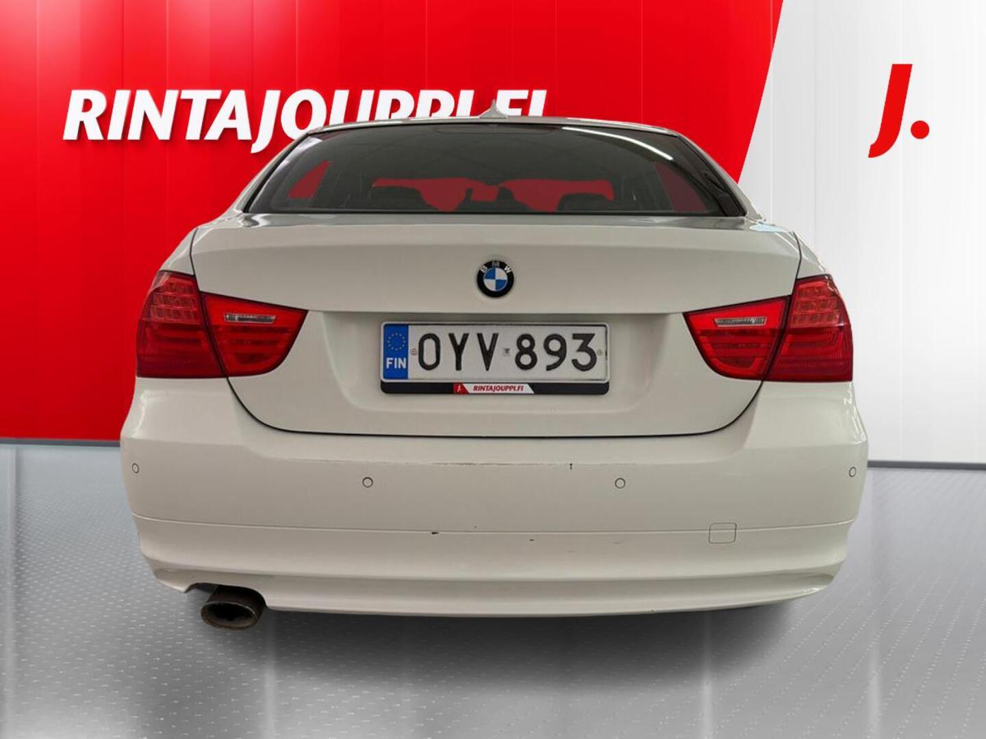 BMW 318 2011