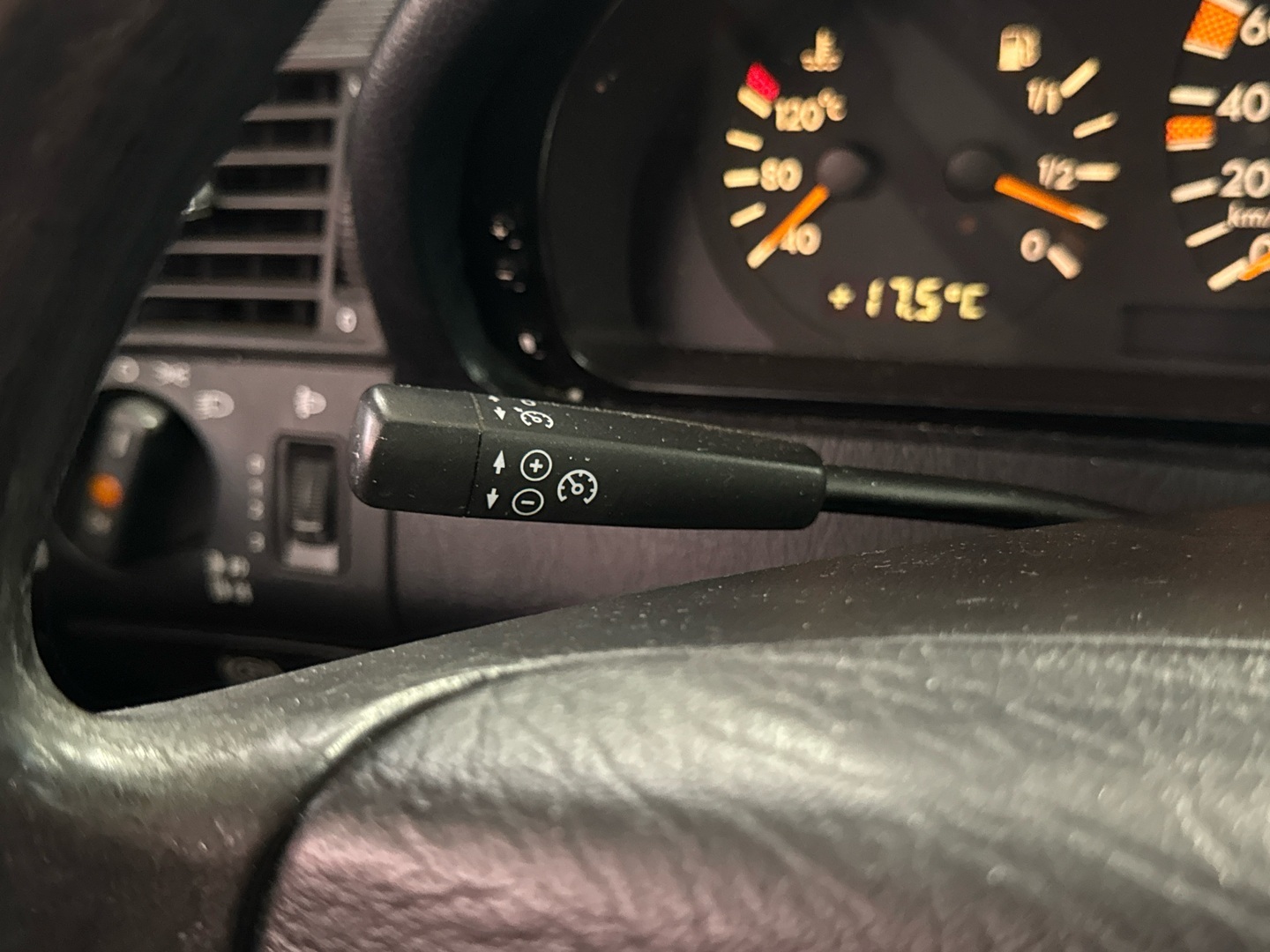 MERCEDES-BENZ C 1997