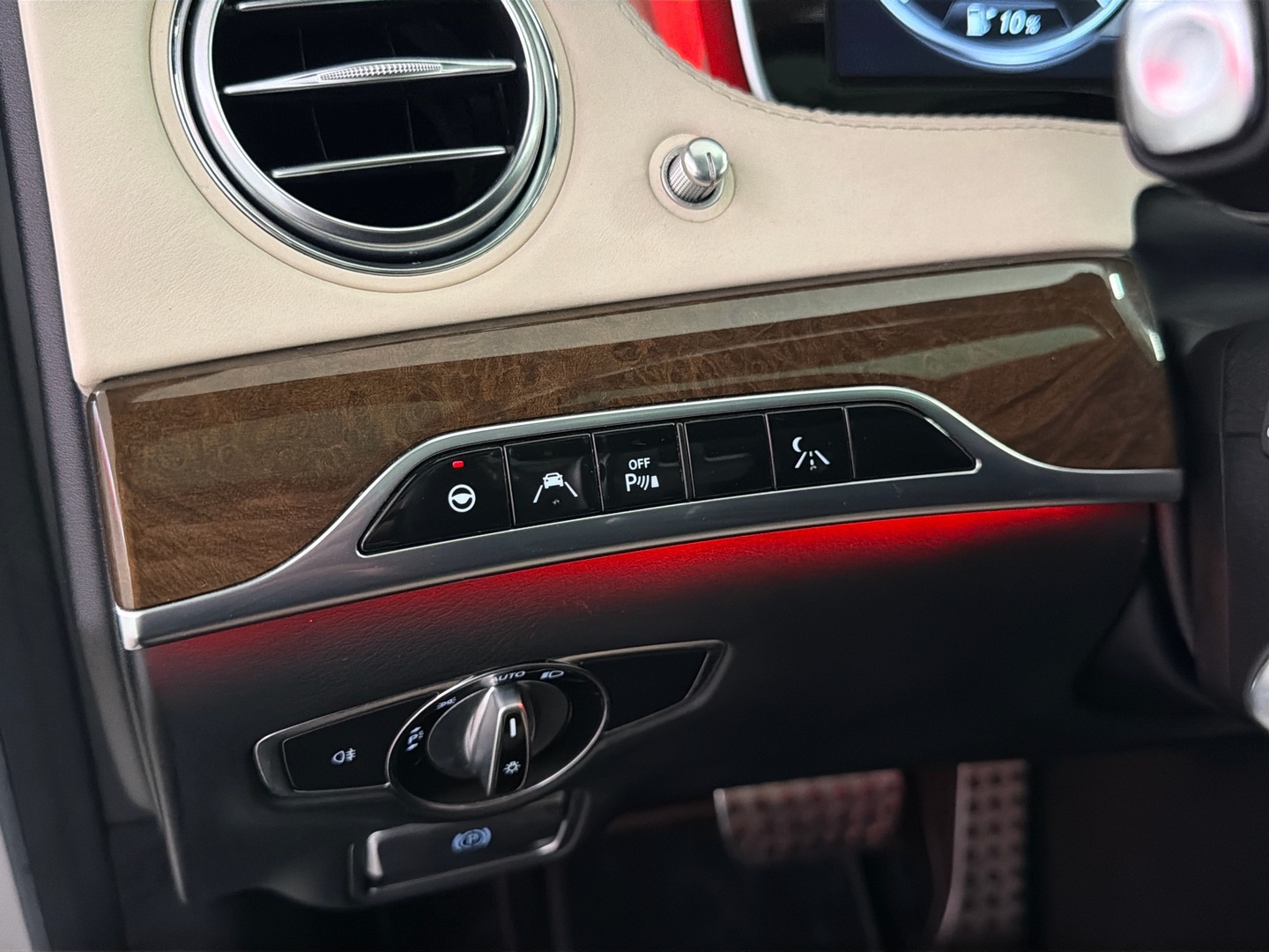 MERCEDES-BENZ S 2014