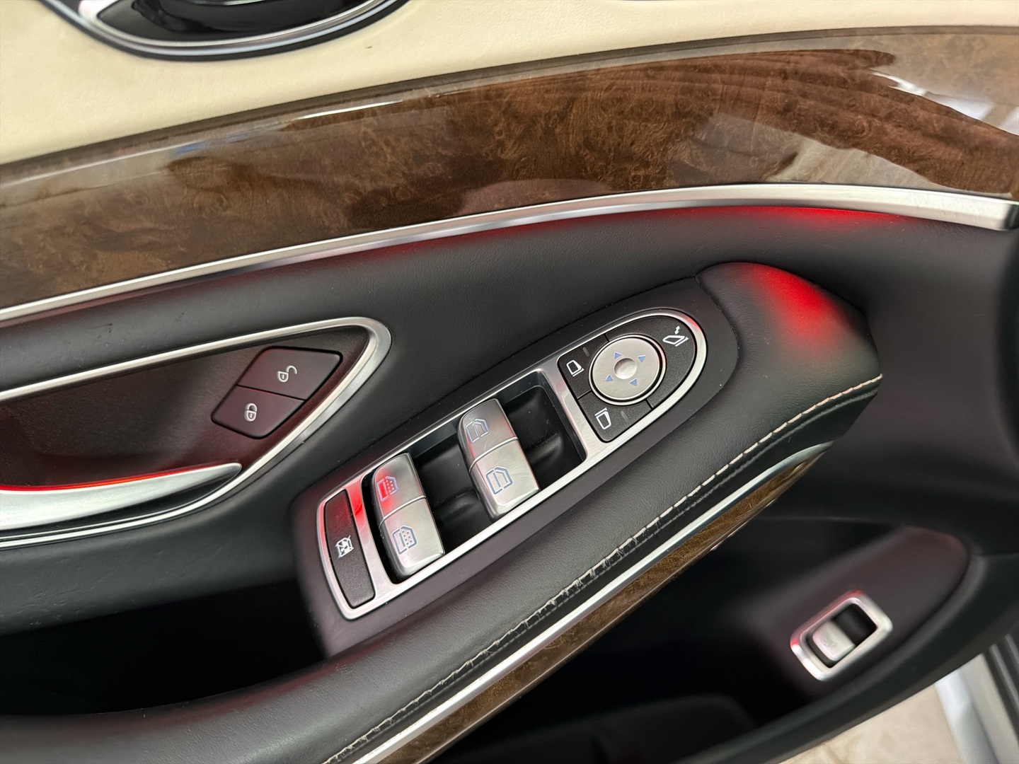 MERCEDES-BENZ S 2014