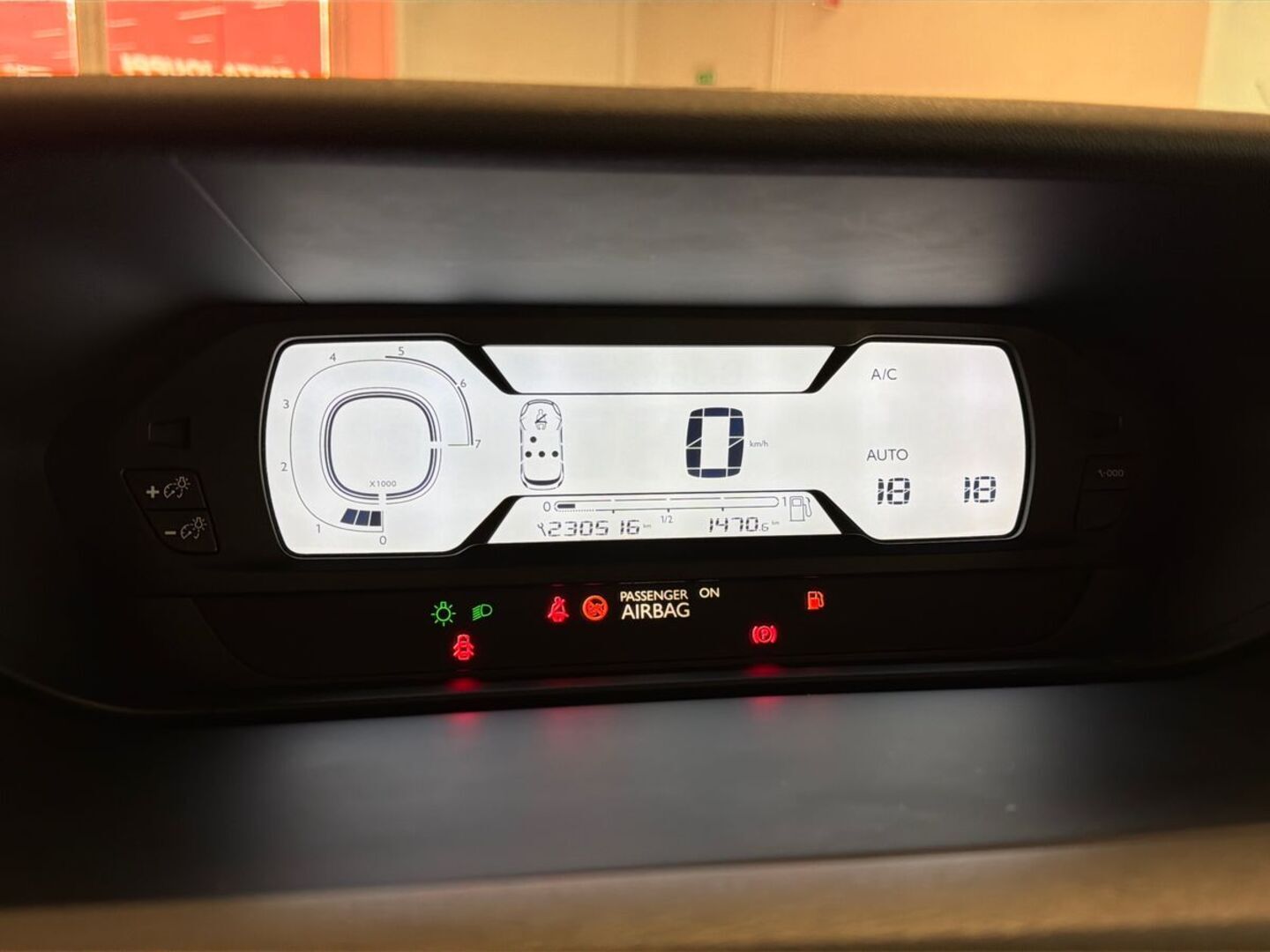 CITROEN C4 Picasso 18