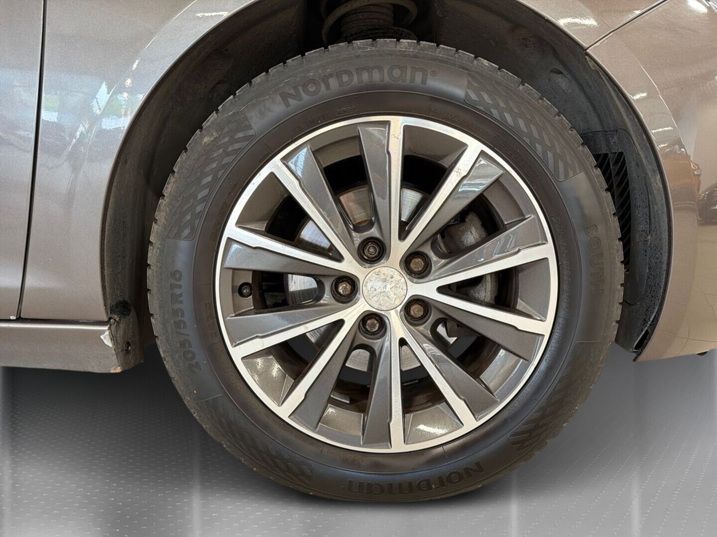 PEUGEOT 308 13