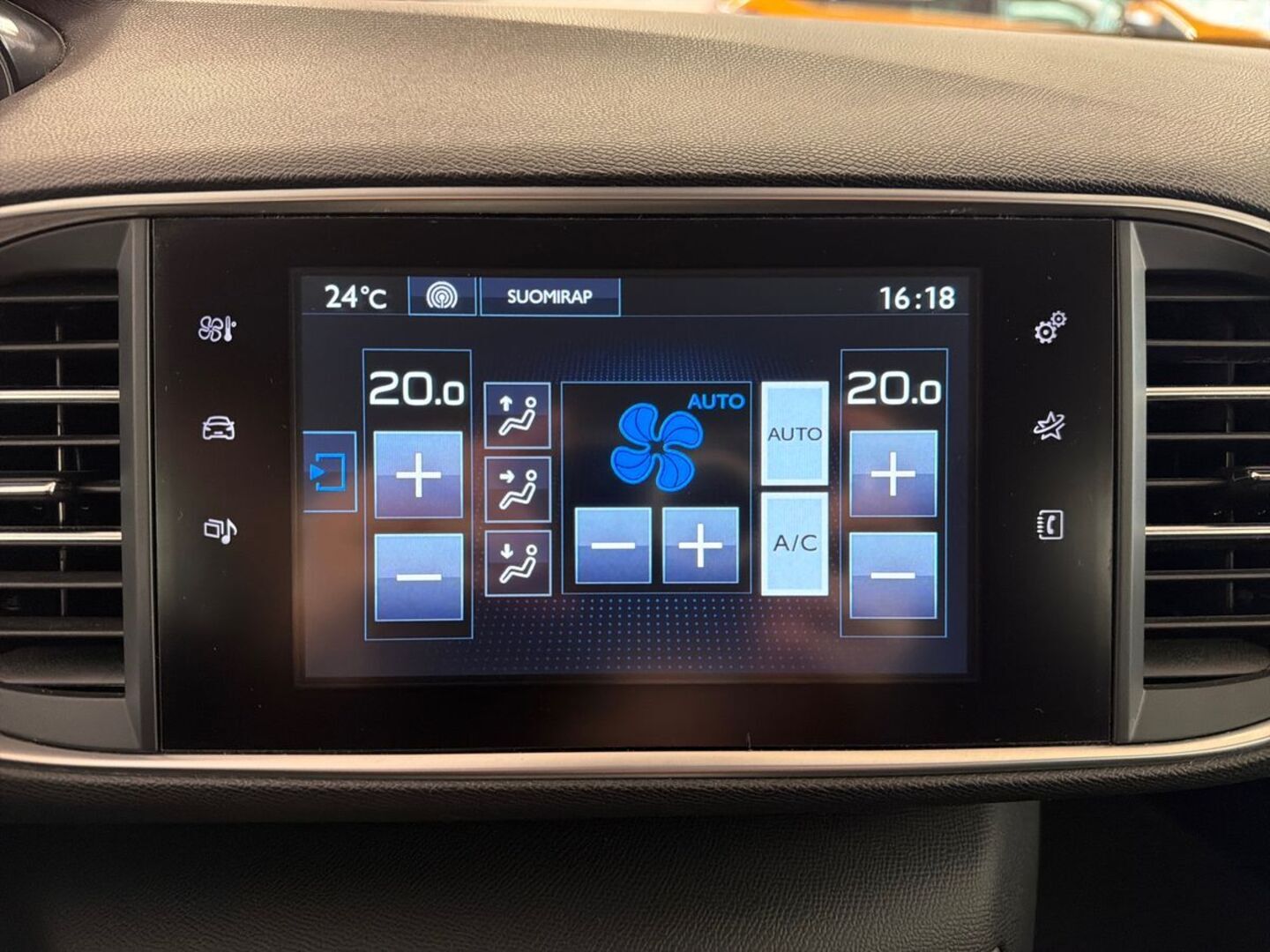 PEUGEOT 308 25