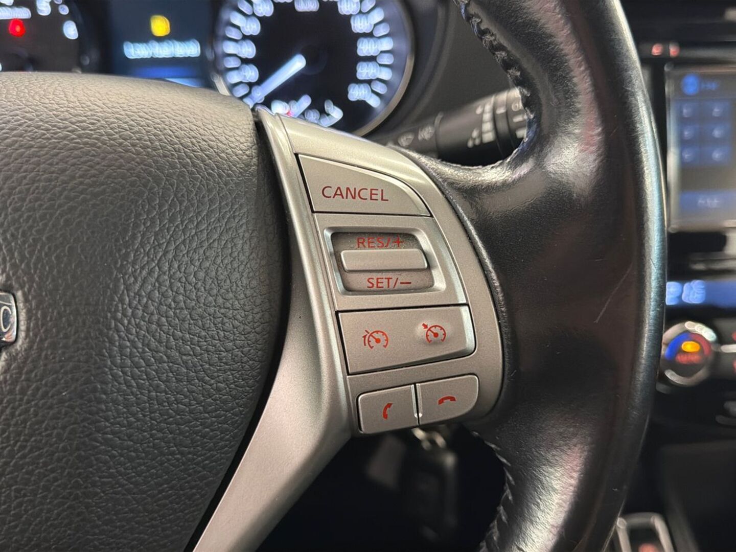 NISSAN Qashqai 2016