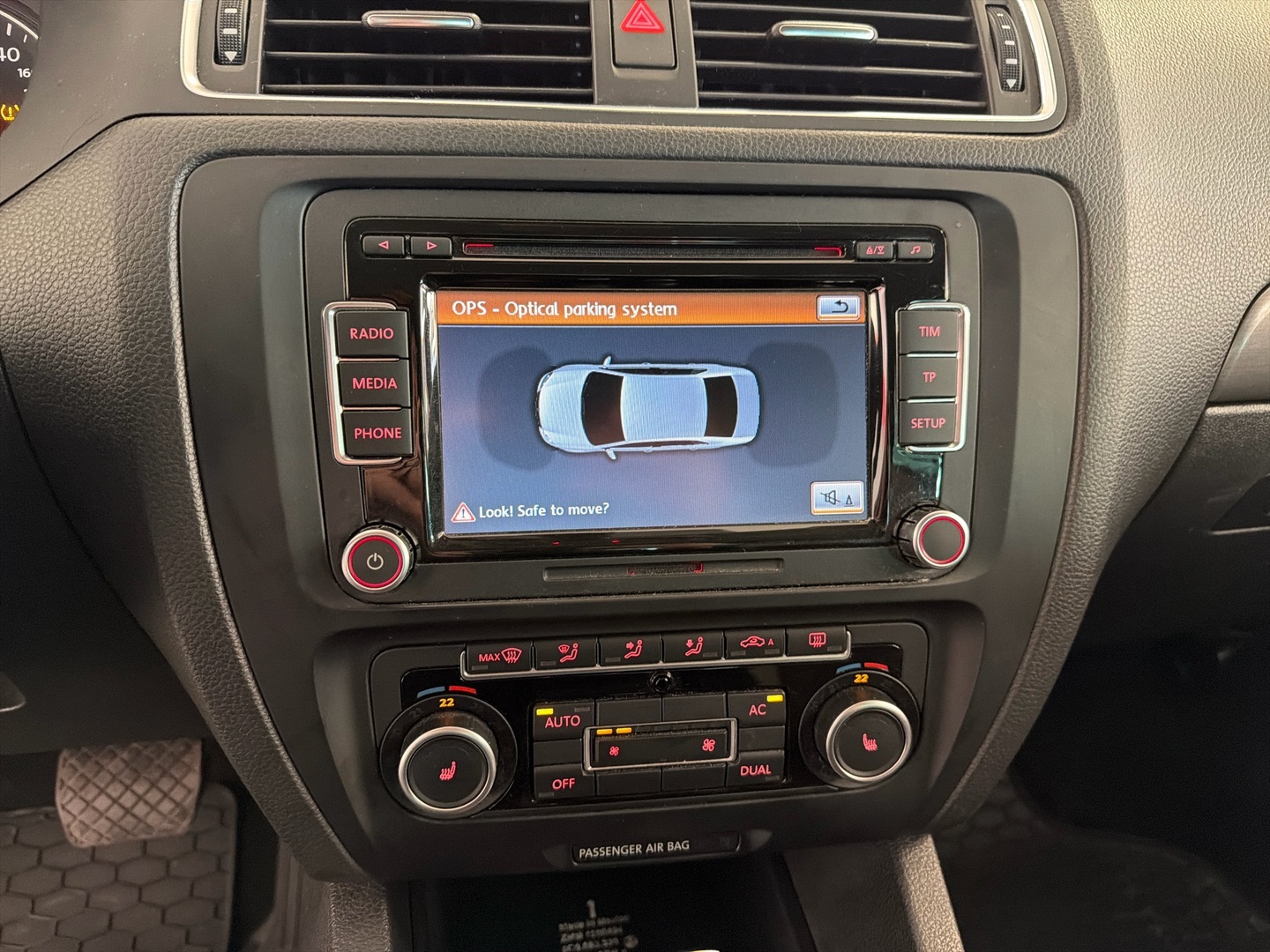 VOLKSWAGEN Jetta 2011