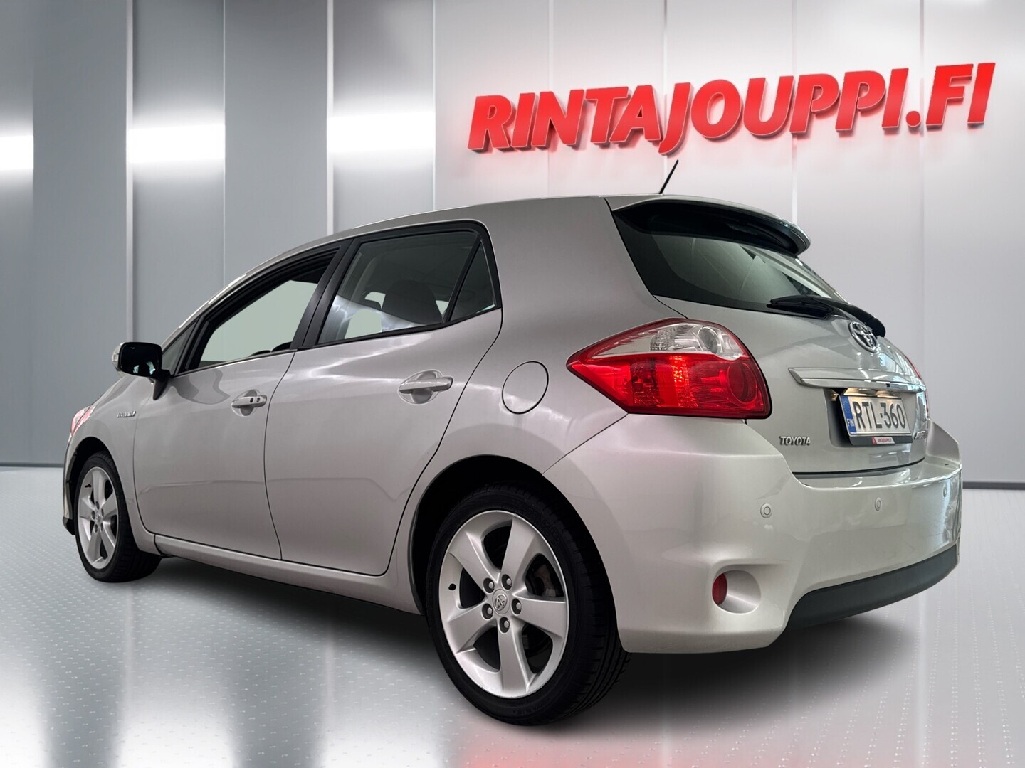 TOYOTA Auris 2011