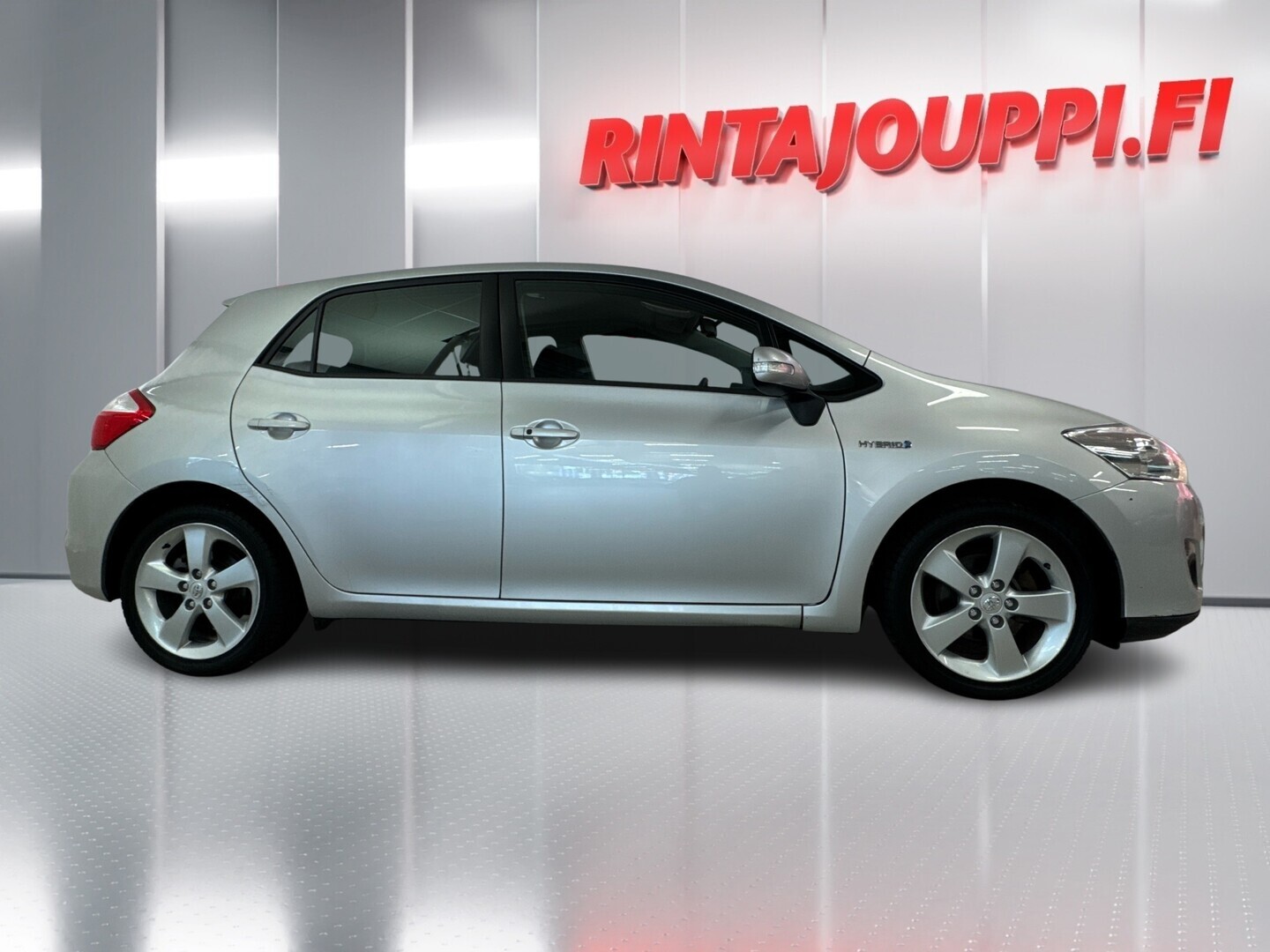 TOYOTA Auris 2011