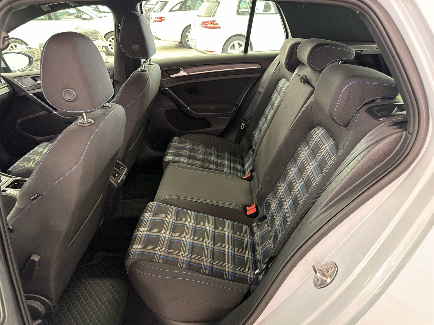 VOLKSWAGEN Golf 2019