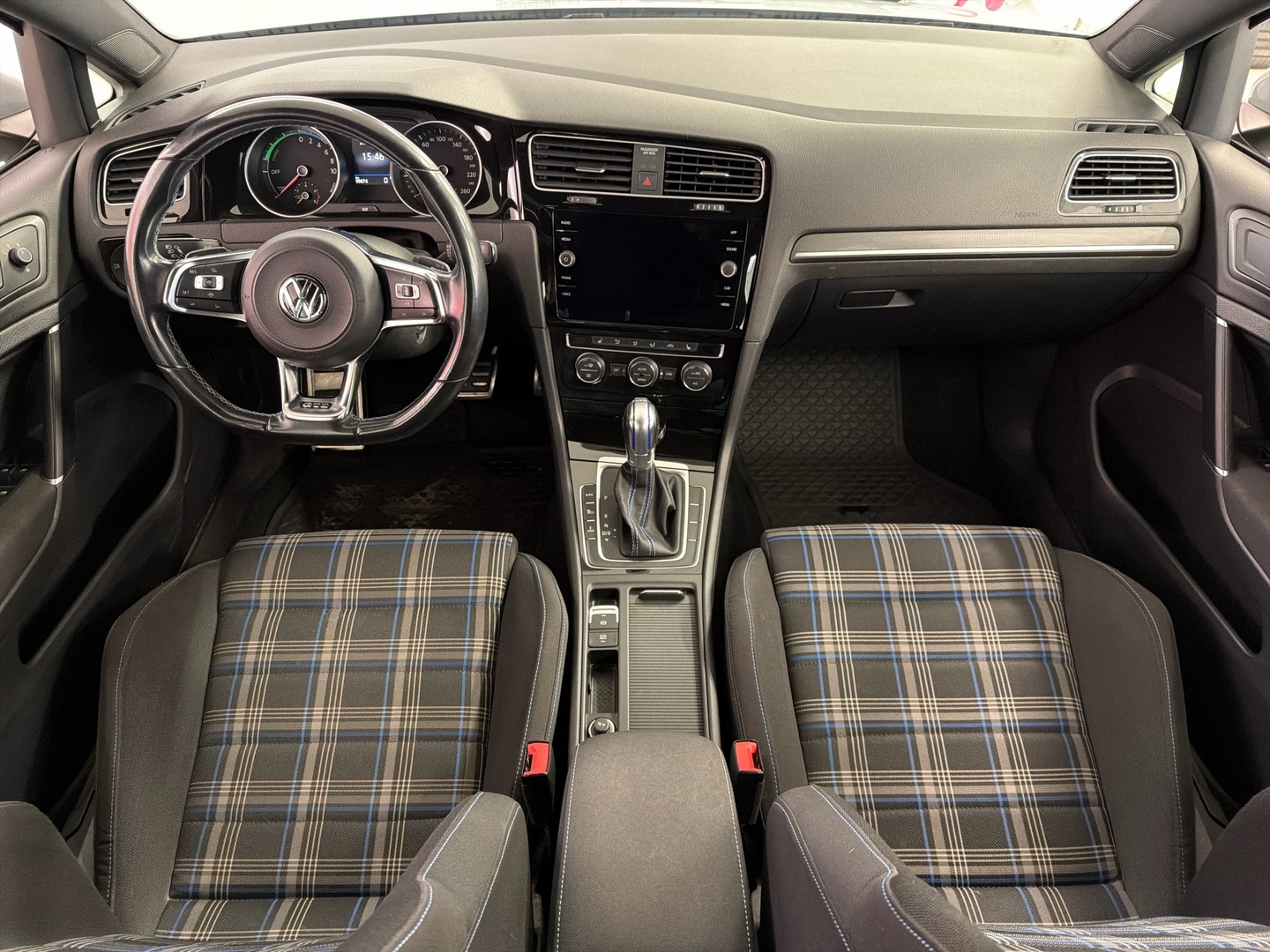 VOLKSWAGEN Golf 2019