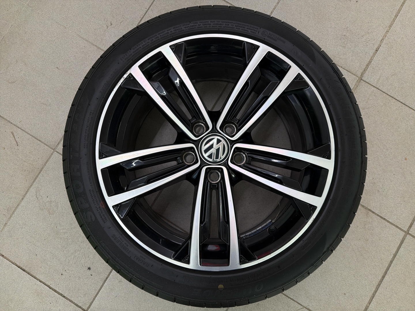 VOLKSWAGEN Golf 2019